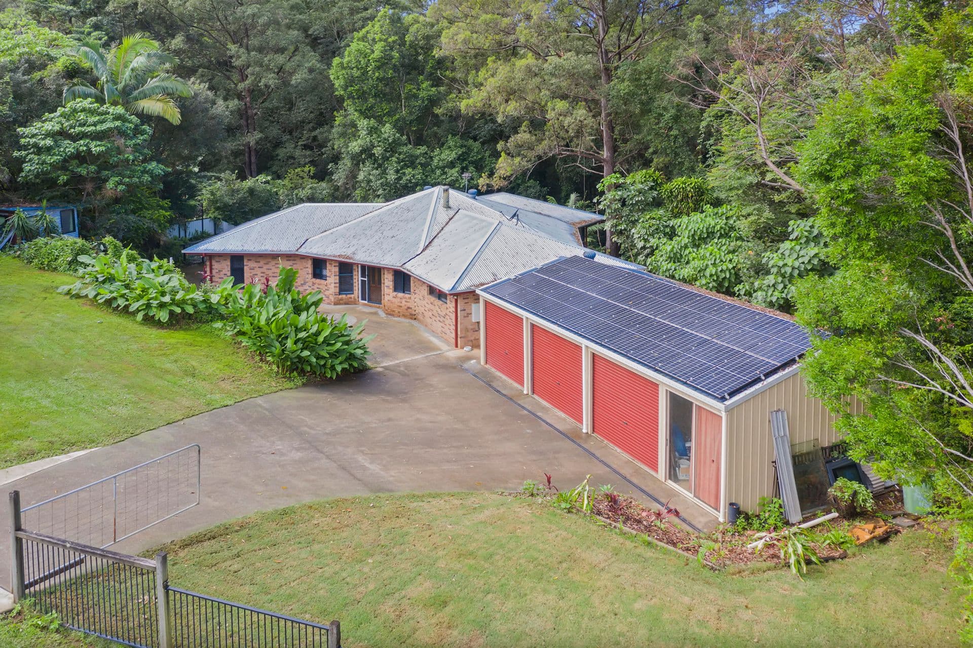 37 Lemon Grove Place, Rosemount, QLD, 4560, Rosemount - Thumbnail 2