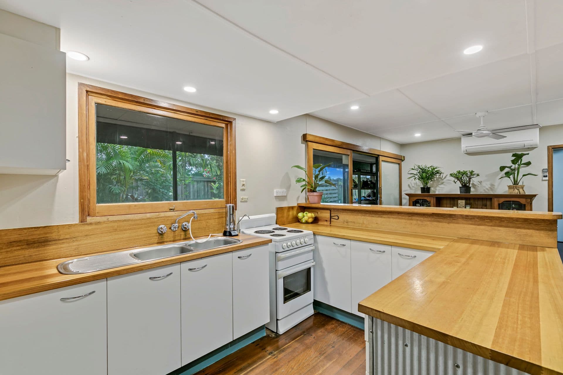 205 Blackall Range Road, Woombye, QLD, 4559, West Woombye - Thumbnail 3