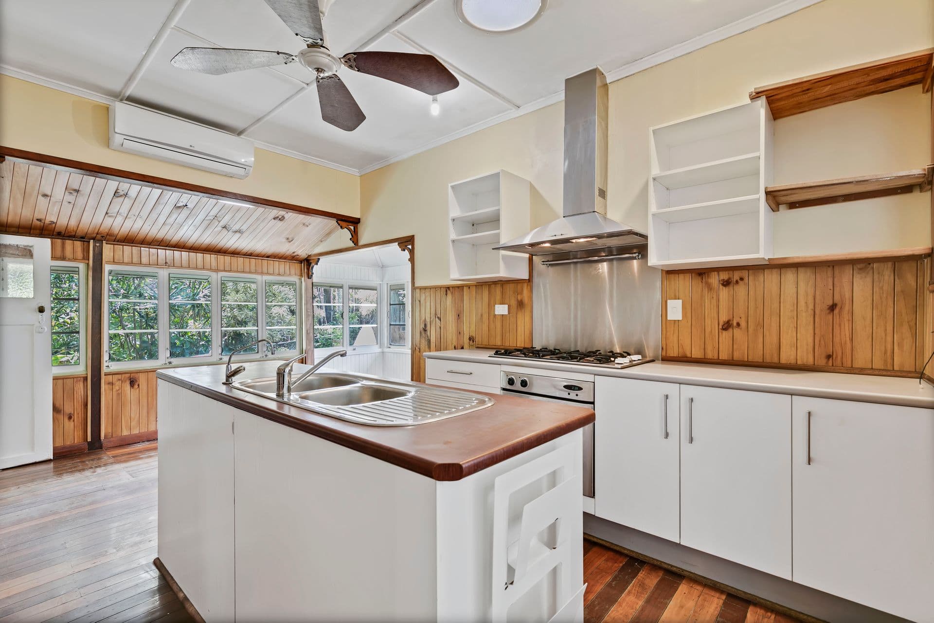 53 Campbell Street, Woombye, QLD, 4559, Woombye - Thumbnail 5