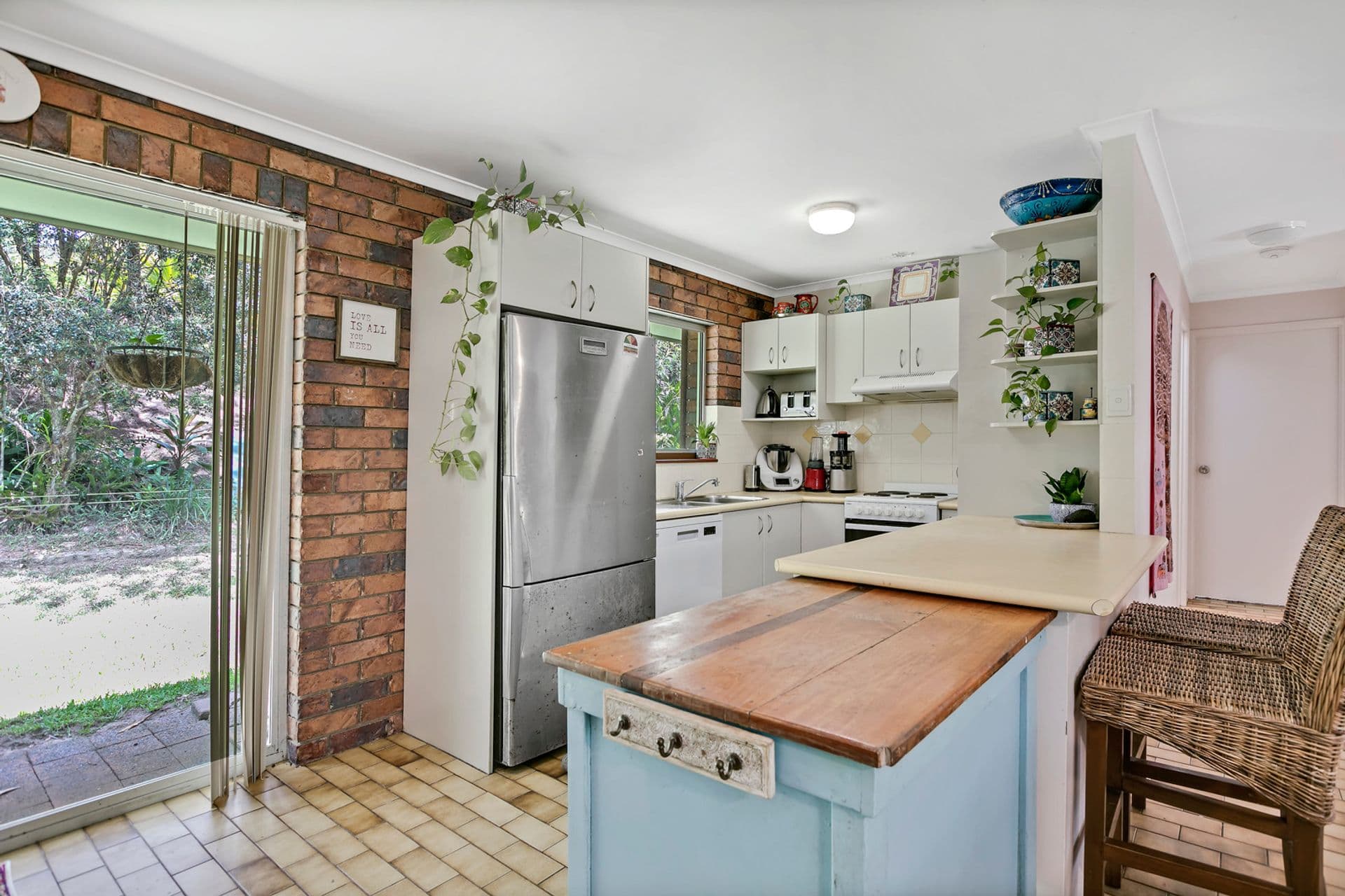 8 Bellwood Court, Kiels Mountain, QLD, 4559, Kiels Mountain - Thumbnail 6
