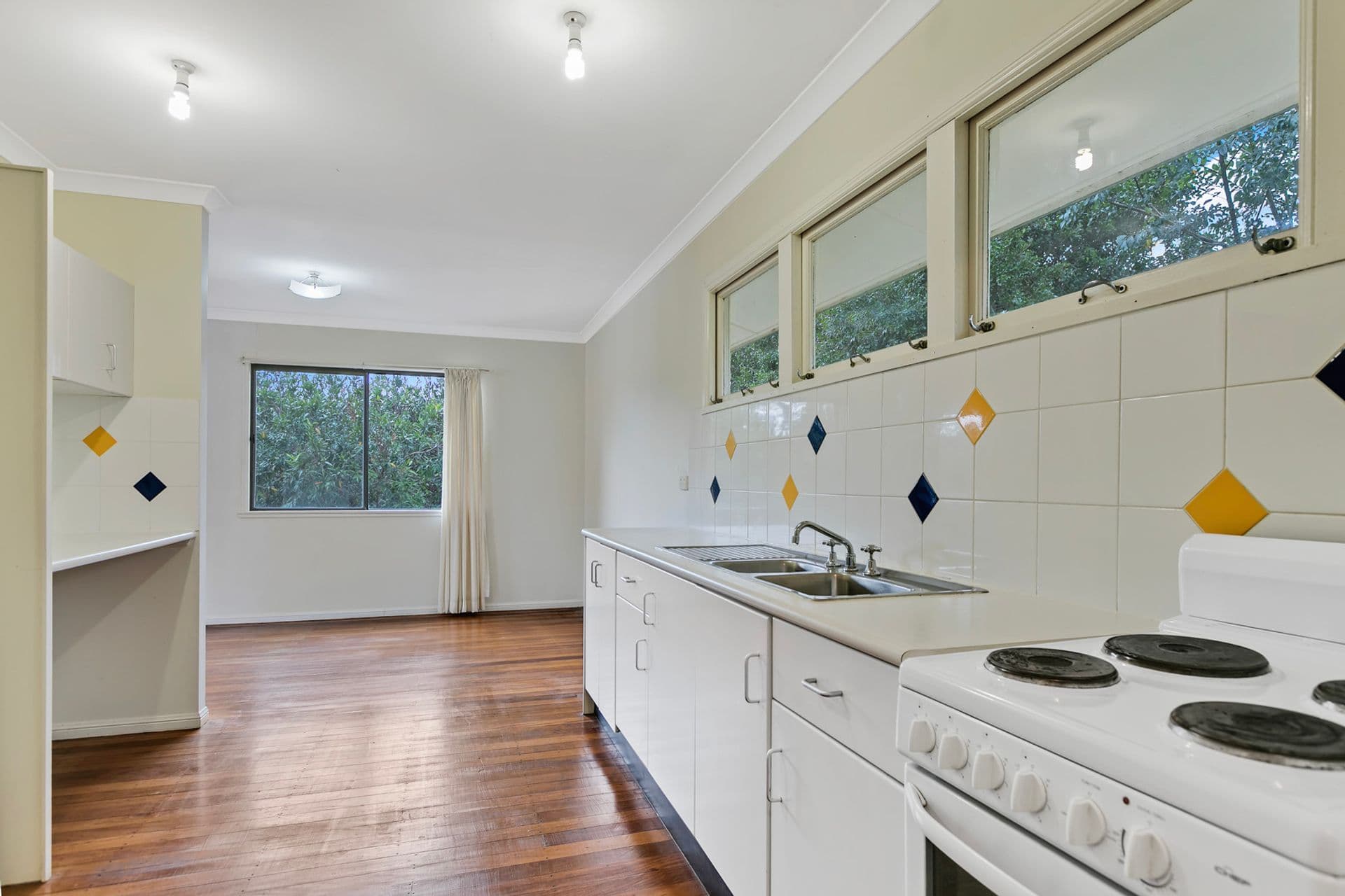 77 Elizabeth Street, Nambour, QLD, 4560, Nambour - Thumbnail 5