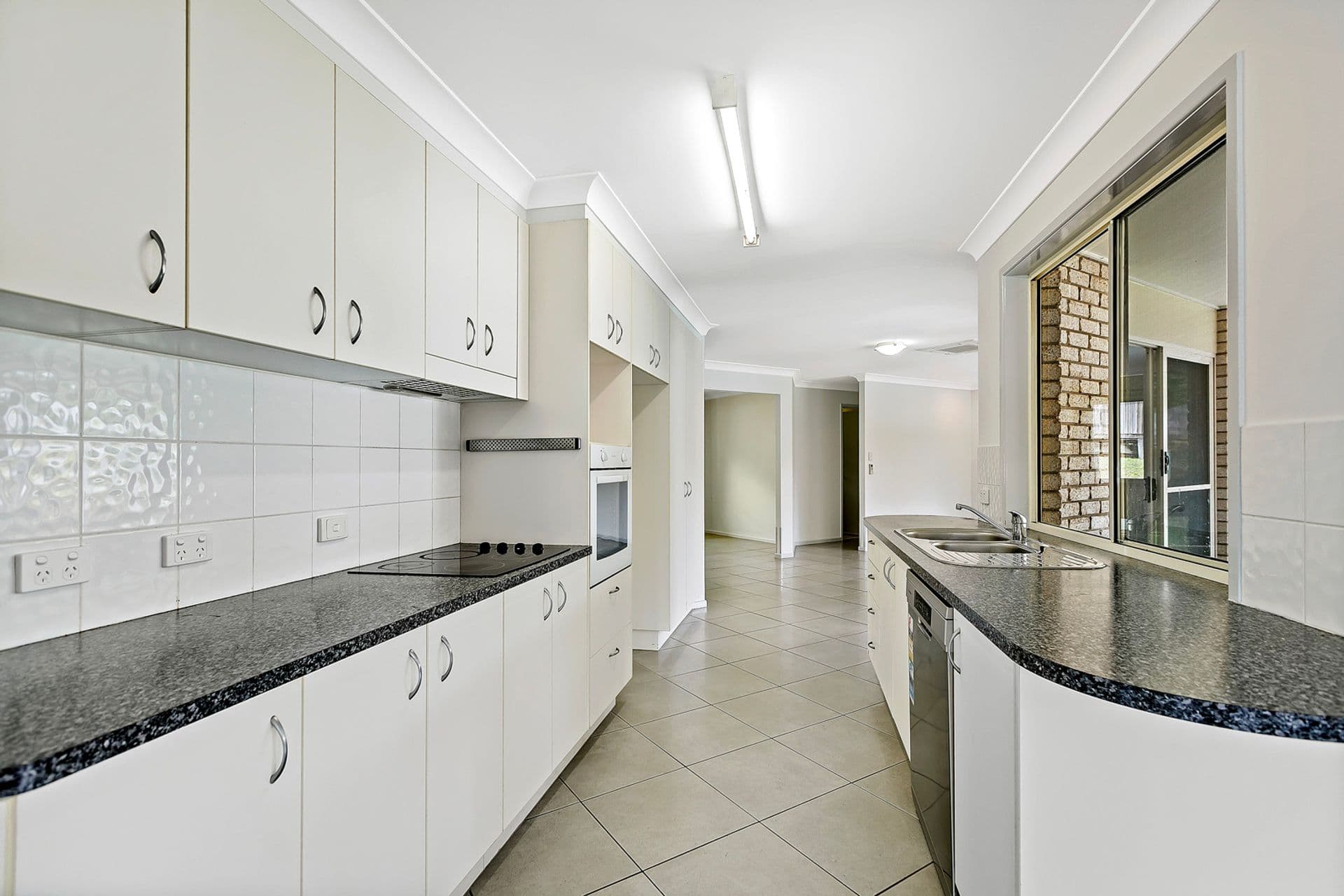 6 Bunya Pine Place, Woombye, QLD, 4559, Woombye - Thumbnail 4