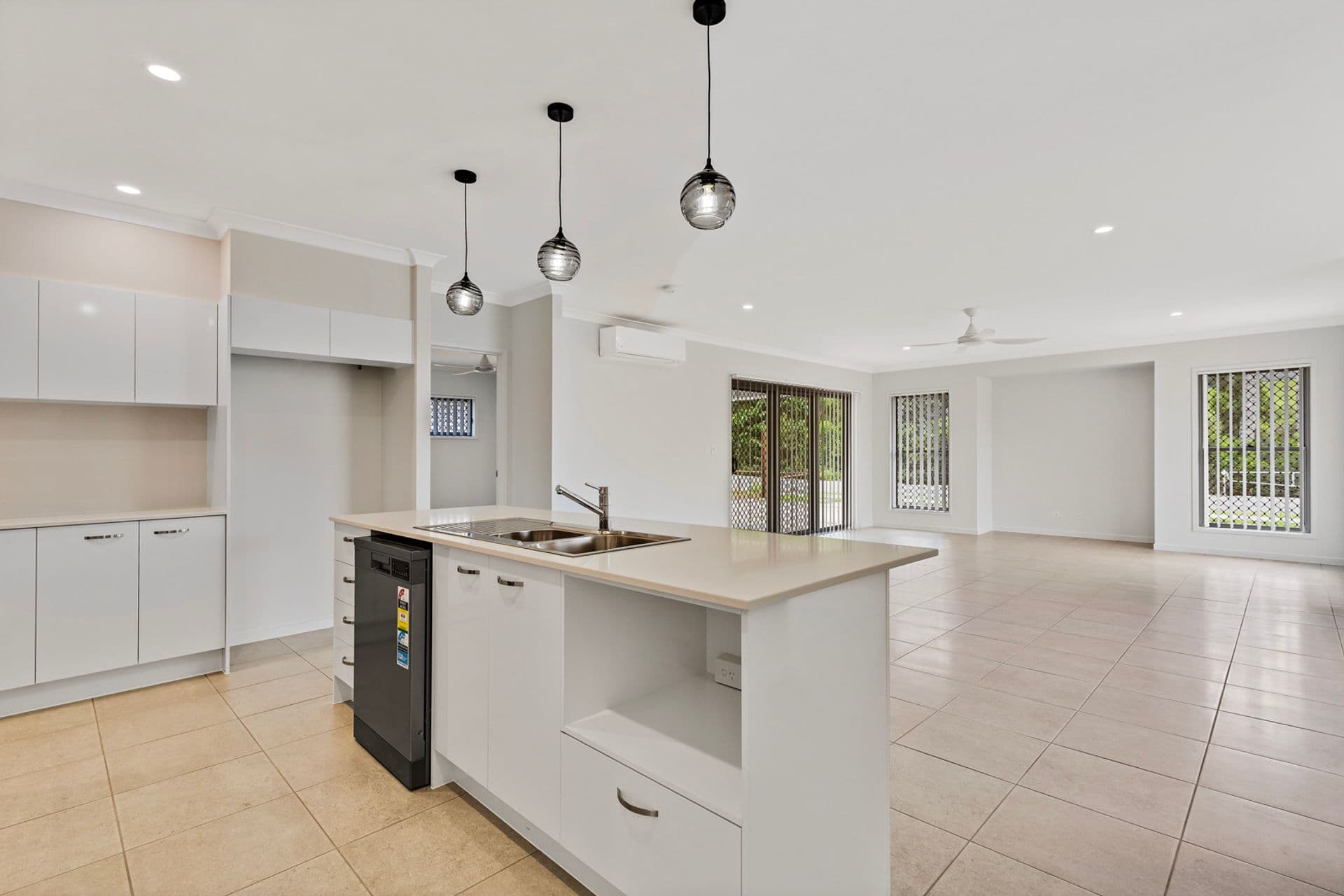 2 White Fig Place, Burnside, QLD, 4560, Burnside - Thumbnail 2