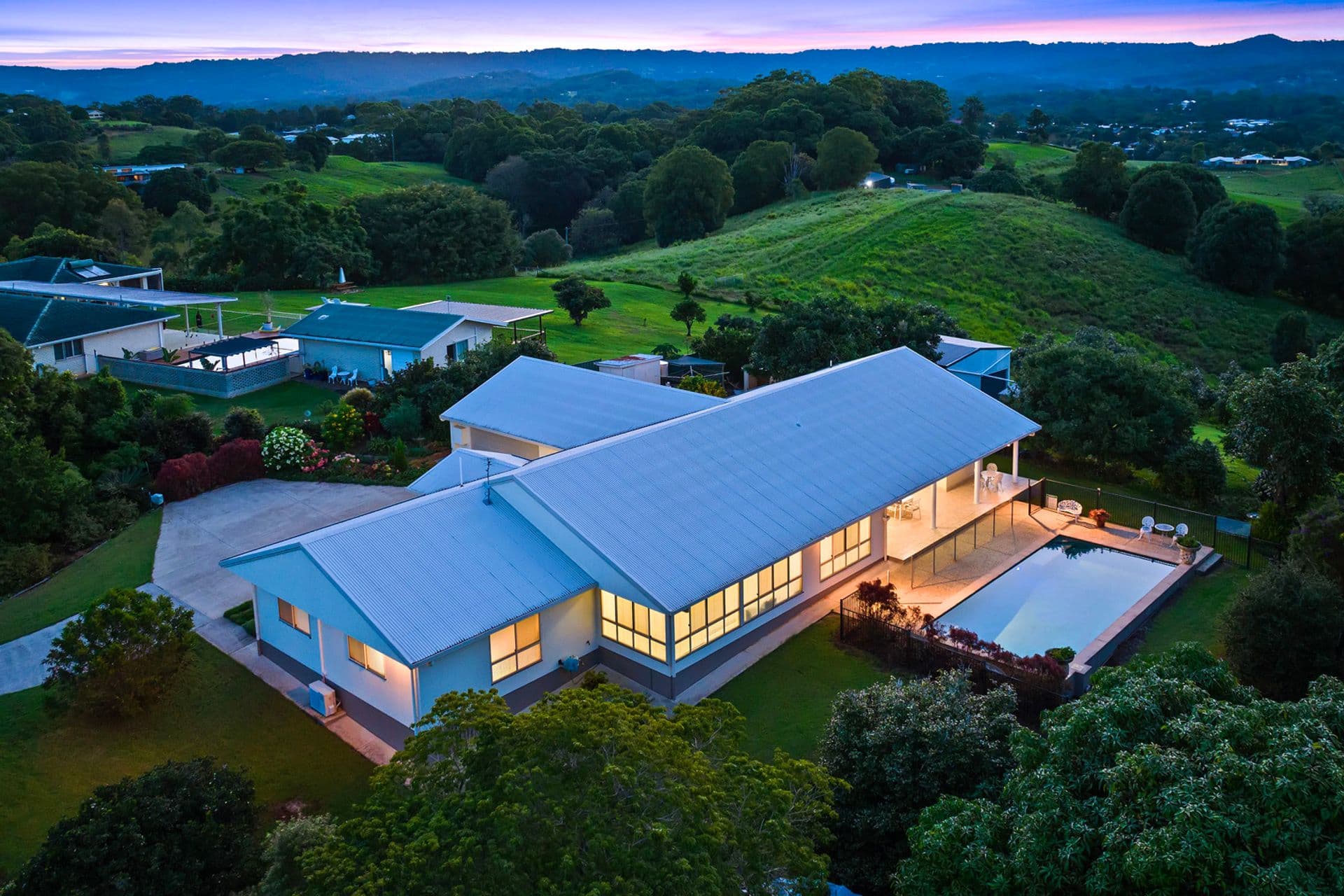 43 Kiel Mountain Road, Woombye, QLD, 4559, Woombye - Thumbnail 2