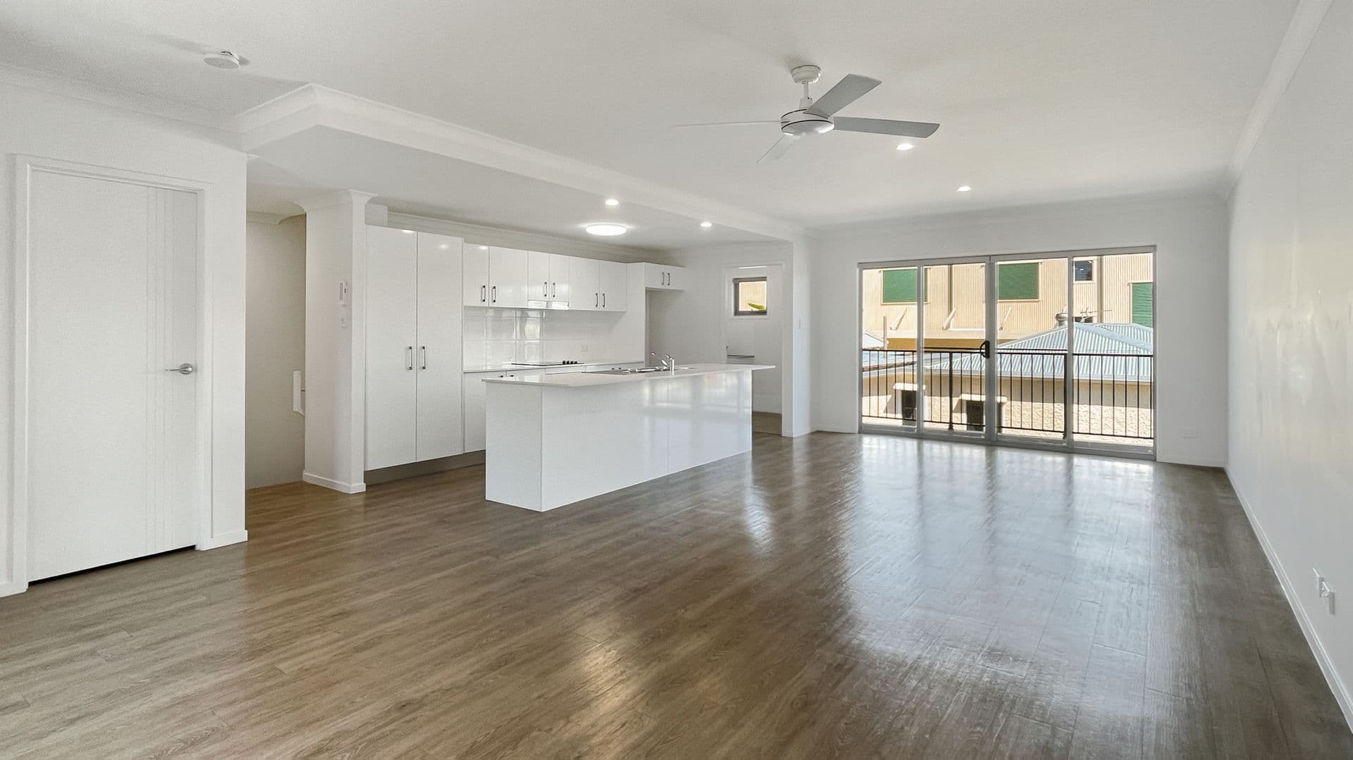 1/10-12 Mill Lane, Nambour, QLD, 4560, Nambour - Thumbnail 3