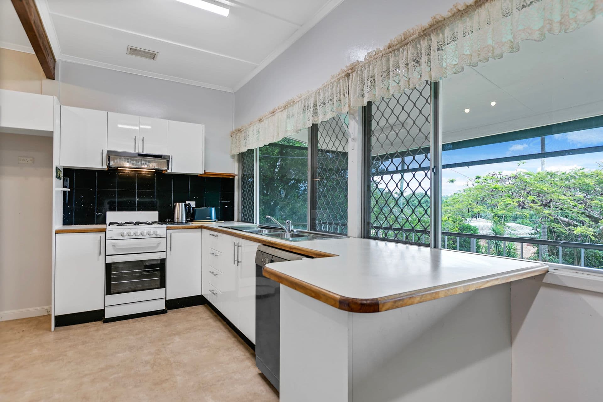 30 Kerrs Lane, Coes Creek, QLD, 4560, Coes Creek - Thumbnail 7