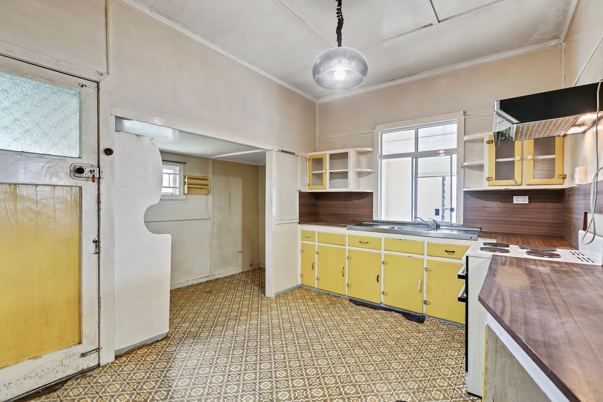 5 Doolan Street, Nambour, QLD, 4560, Nambour - Thumbnail 8