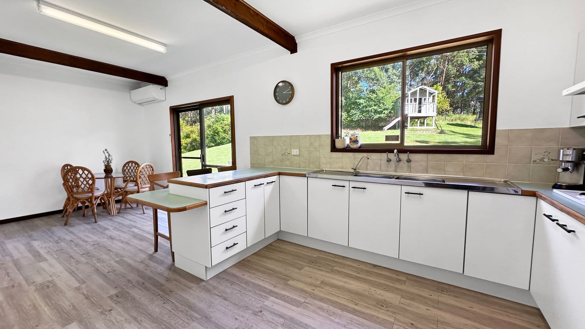 357 Hunchy Road, Hunchy, QLD, 4555, Hunchy - Thumbnail 8