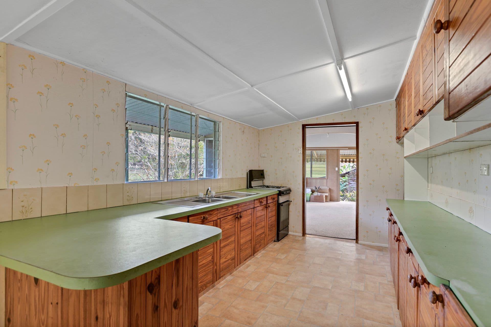 65 Hardings Road, Hunchy, QLD, 4555, Hunchy - Thumbnail 5