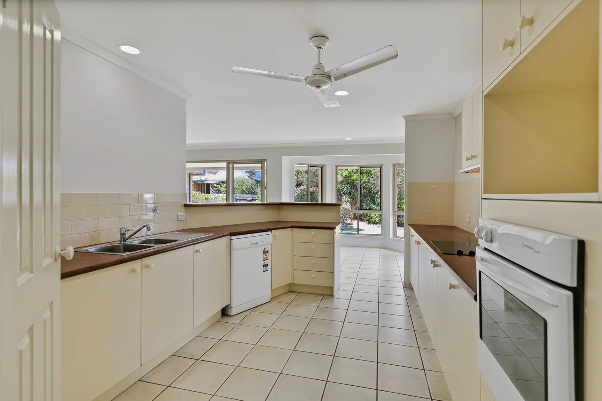 24 Kolora Place, Palmwoods, QLD, 4555, Palmwoods - Thumbnail 6