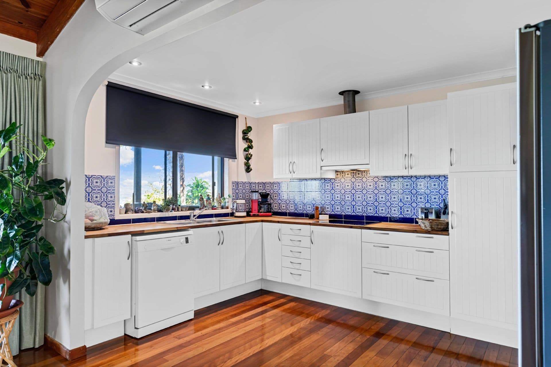 37 Crystal Street, Mapleton, QLD, 4560, Mapleton - Thumbnail 4
