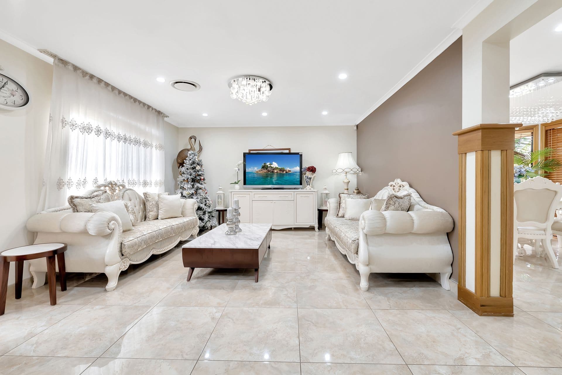 6 Symons Place, West Hoxton, NSW, 2171, West Hoxton - Thumbnail 2