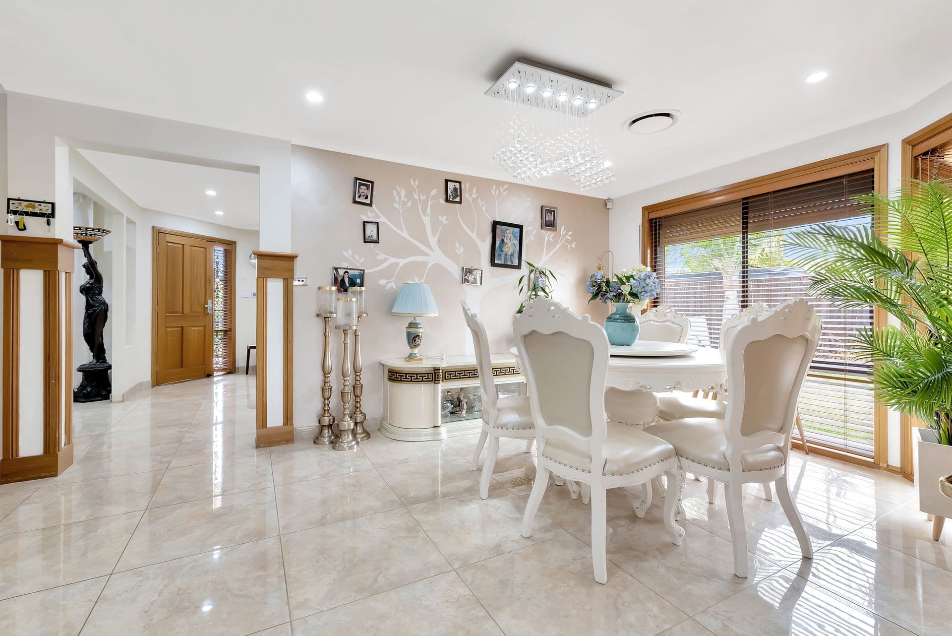 6 Symons Place, West Hoxton, NSW, 2171, West Hoxton - Thumbnail 3