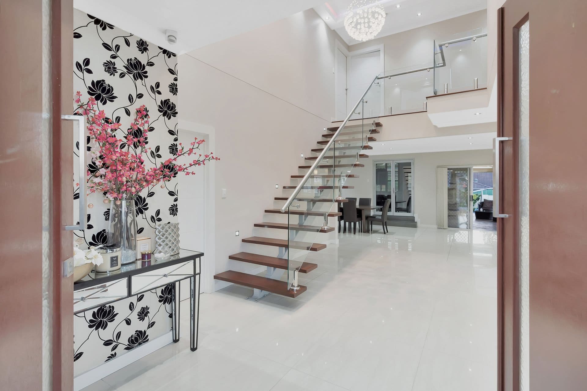 11 Lindeman Crescent, Green Valley, NSW, 2168, Green Valley - Thumbnail 2