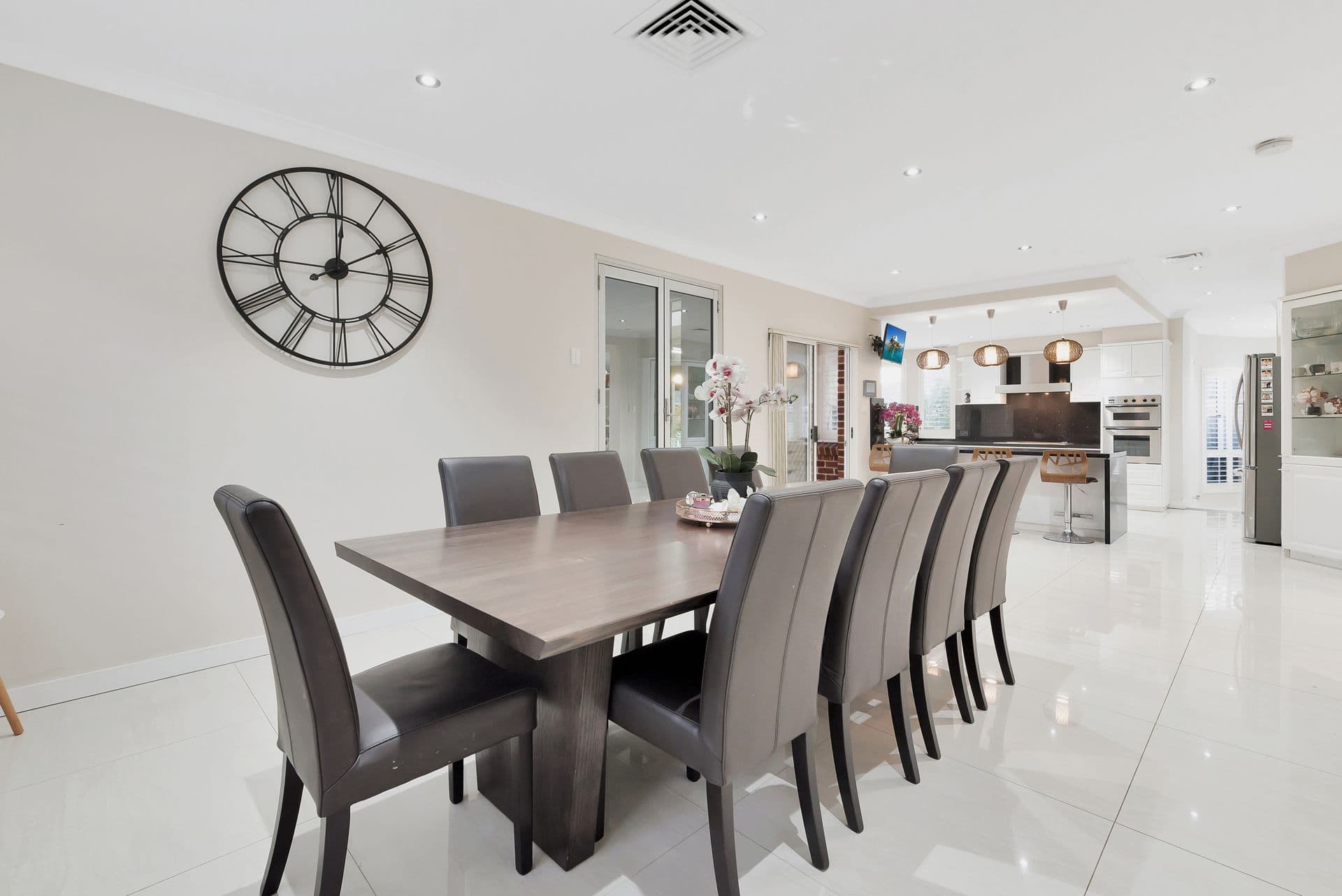 11 Lindeman Crescent, Green Valley, NSW, 2168, Green Valley - Thumbnail 5