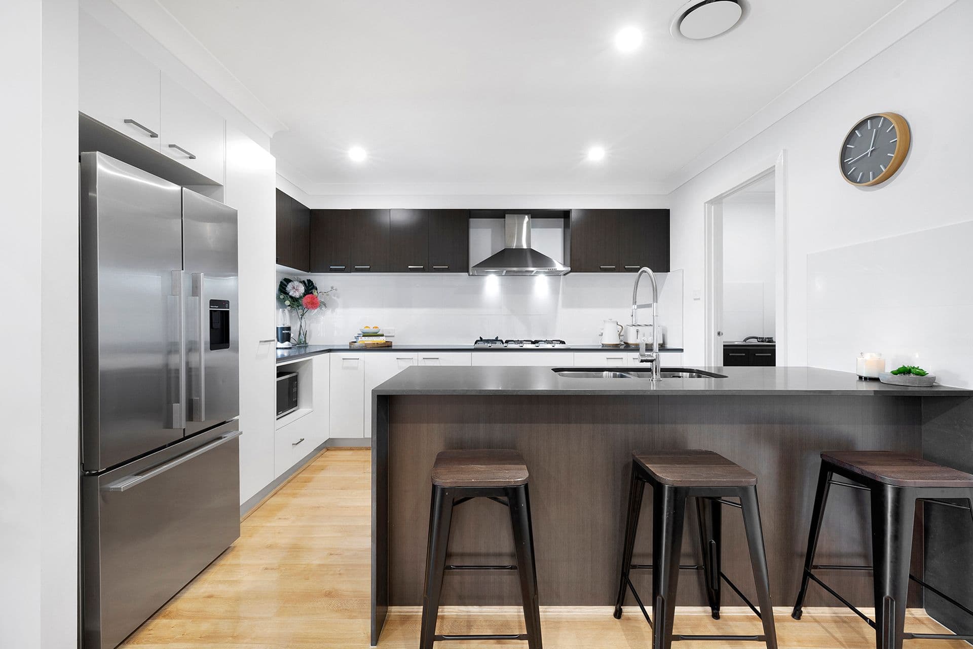 43 Kingsdale Avenue, Catherine Field, NSW, 2557, Catherine Field - Thumbnail 4