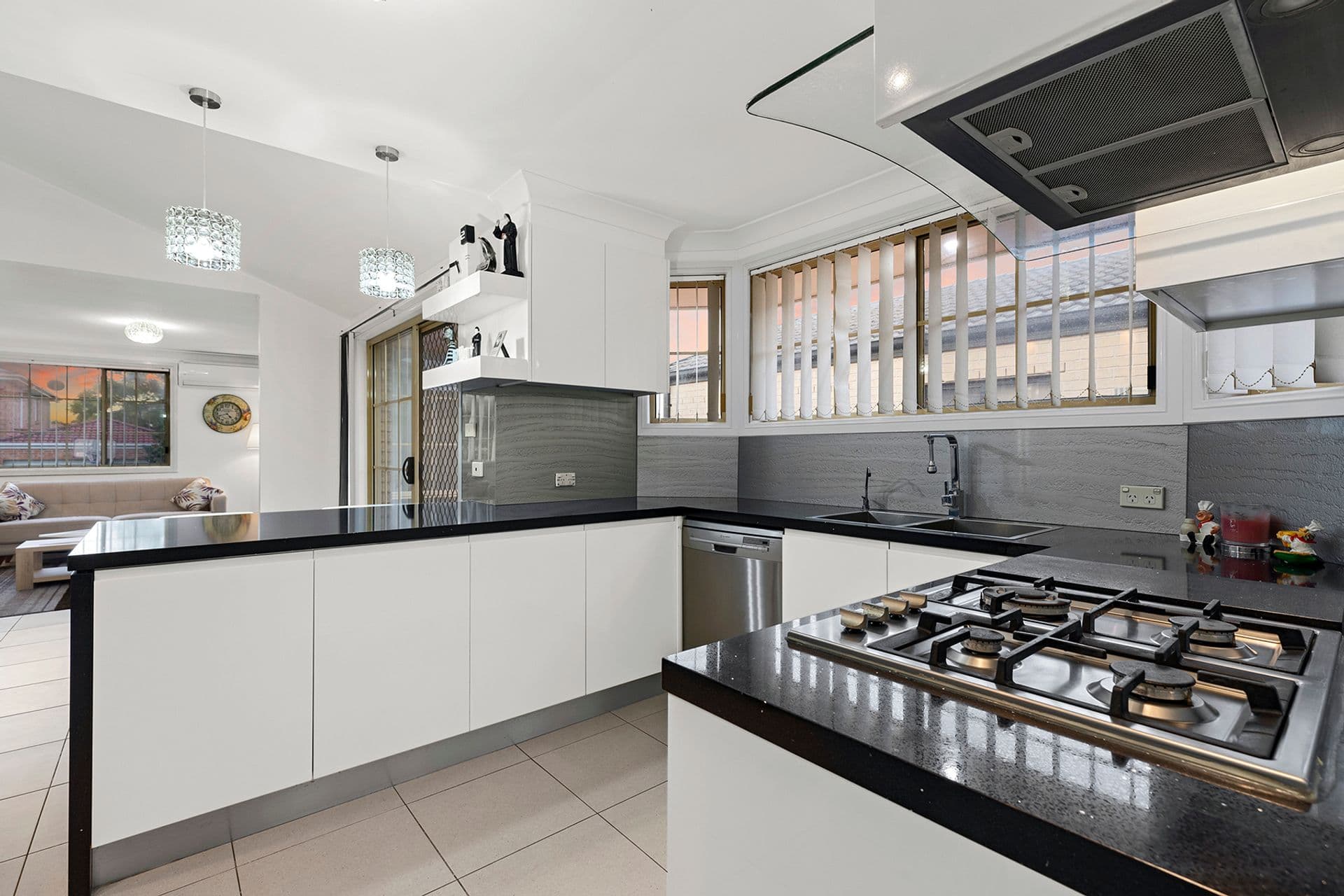 4B Nelligen Close, Prestons, NSW, 2170, Prestons - Thumbnail 5