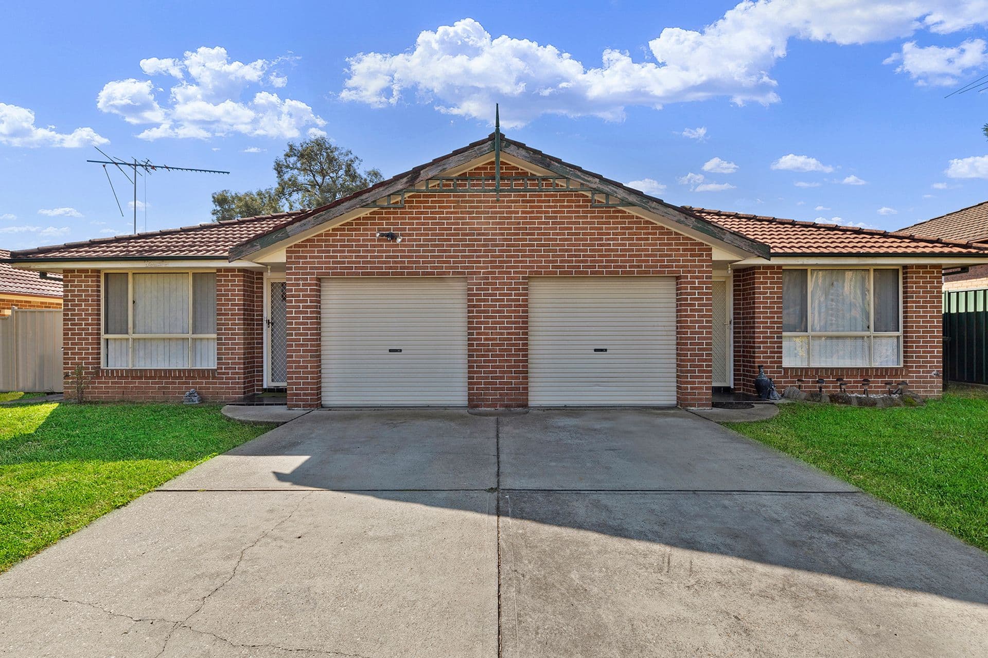 1 And 2 /23 Bettong Crescent, Bossley Park, NSW, 2176, Bossley Park - Thumbnail 2