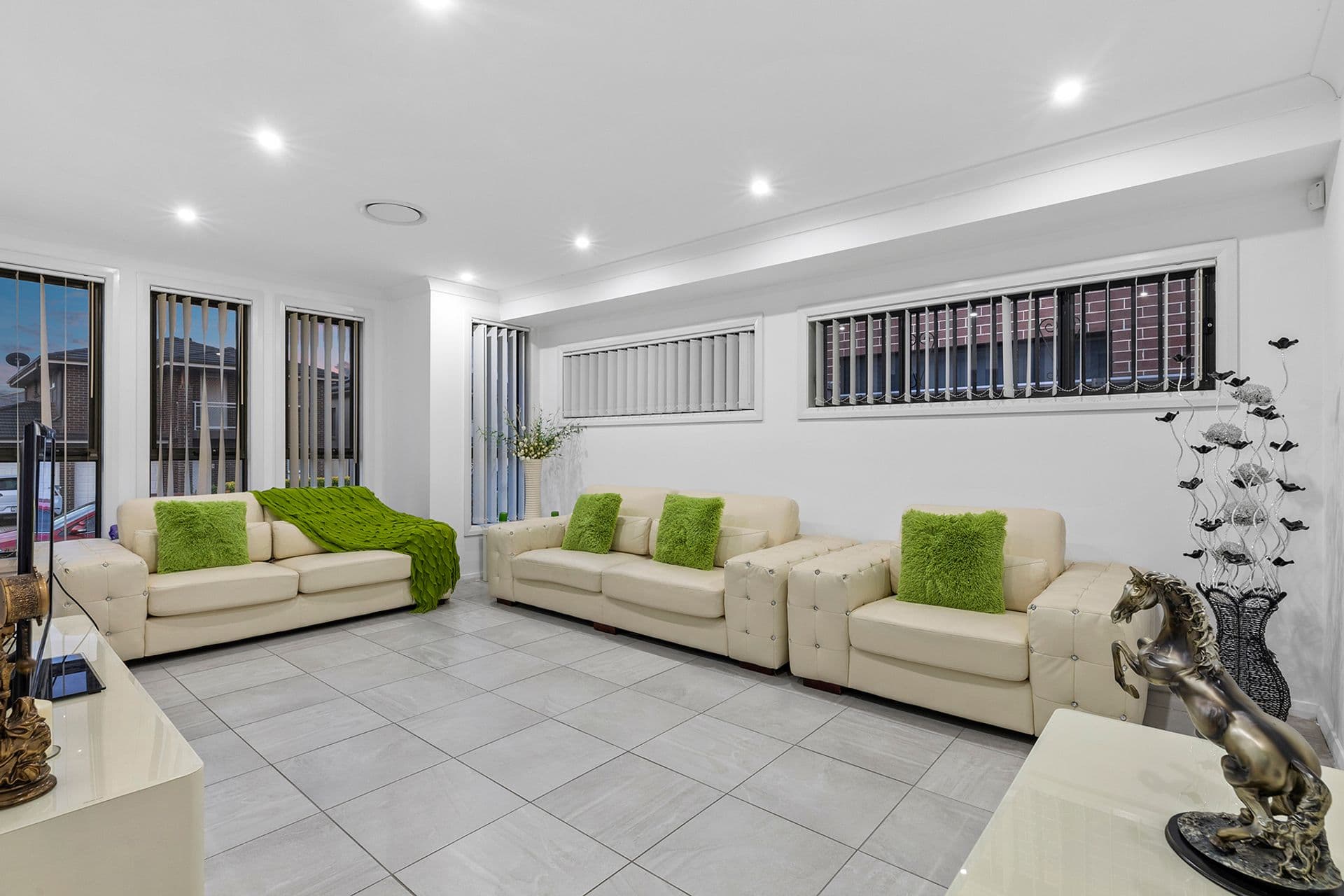 48 McGuiness Avenue, Middleton Grange, NSW, 2171, Middleton Grange - Thumbnail 4