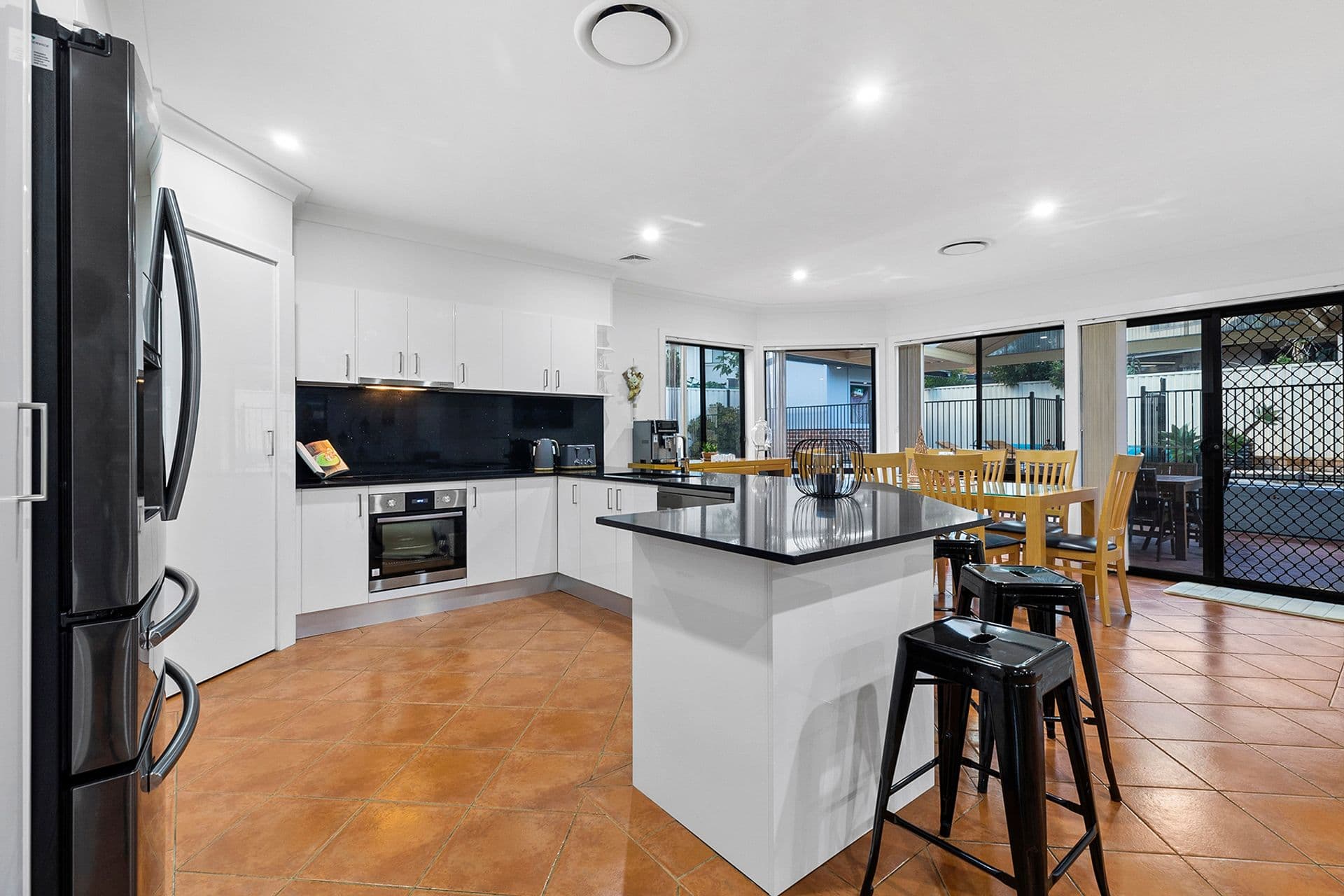 65 Lycett Avenue, West Hoxton, NSW, 2171, West Hoxton - Thumbnail 4