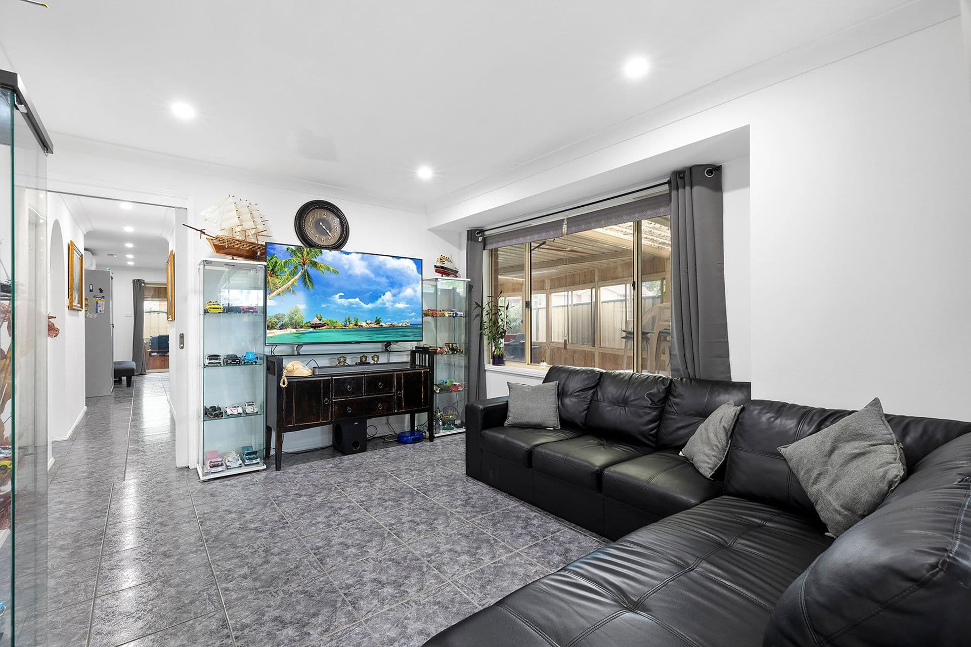 26 Guyra Road, Hinchinbrook, NSW, 2168, Hinchinbrook - Thumbnail 2