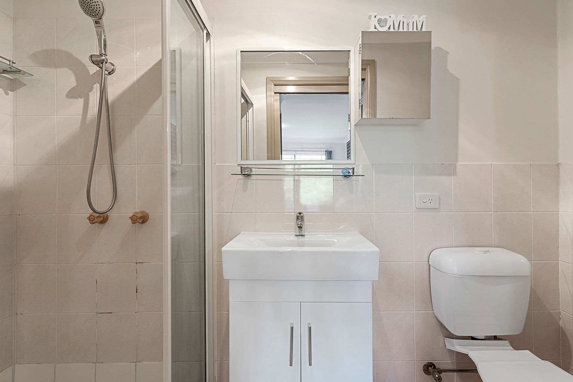 2/10 Peacock Close, Green Valley, NSW, 2168, Green Valley - Thumbnail 8