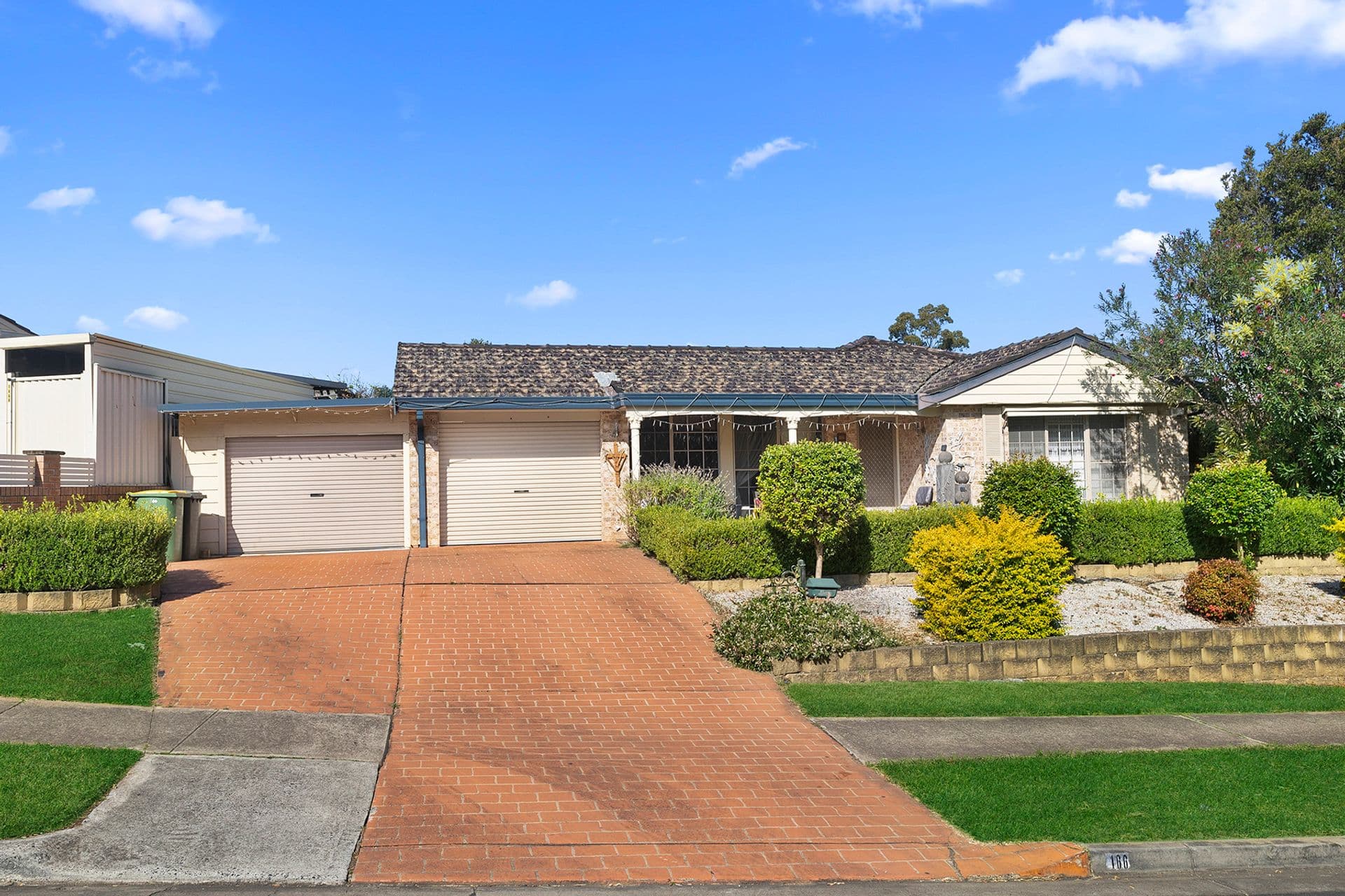166 Quarry Road, Bossley Park, NSW, 2176, Bossley Park - Thumbnail 2