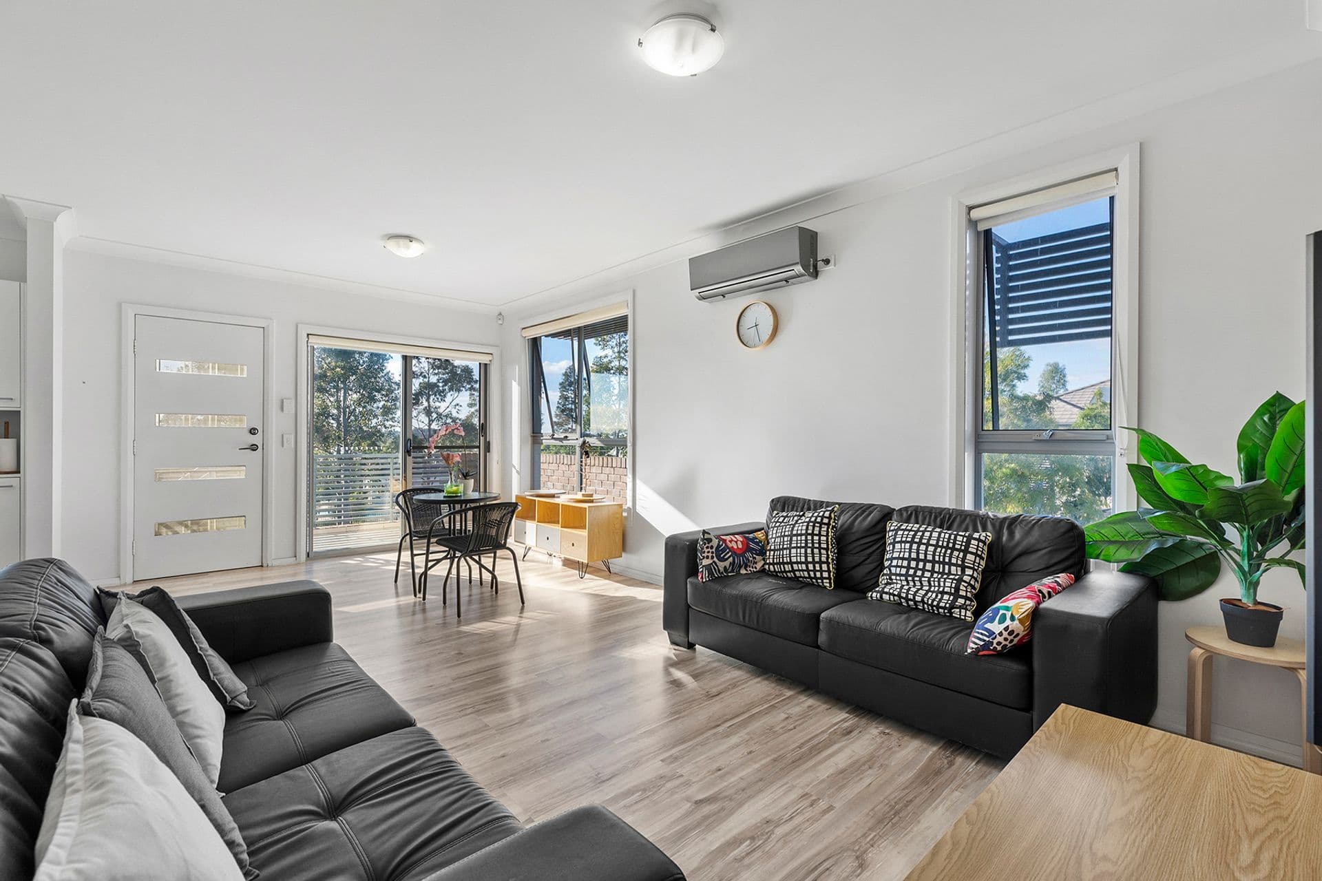 4 Connellan Avenue, Middleton Grange, NSW, 2171, Middleton Grange - Thumbnail 3