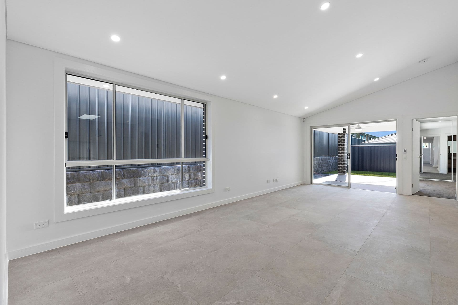 11 McMillan Street, Gregory Hills, NSW, 2557, Gregory Hills - Thumbnail 5
