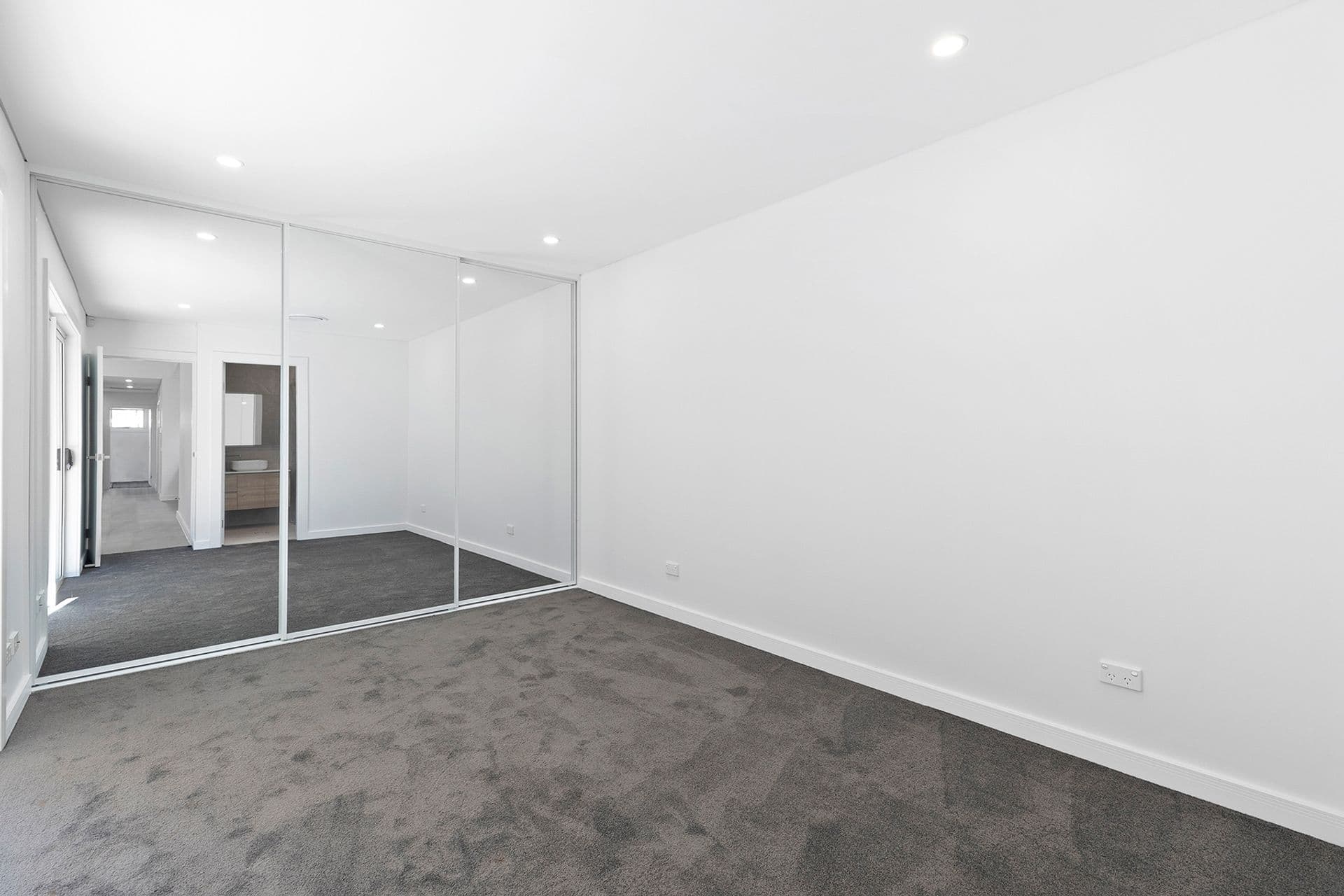 11 McMillan Street, Gregory Hills, NSW, 2557, Gregory Hills - Thumbnail 6