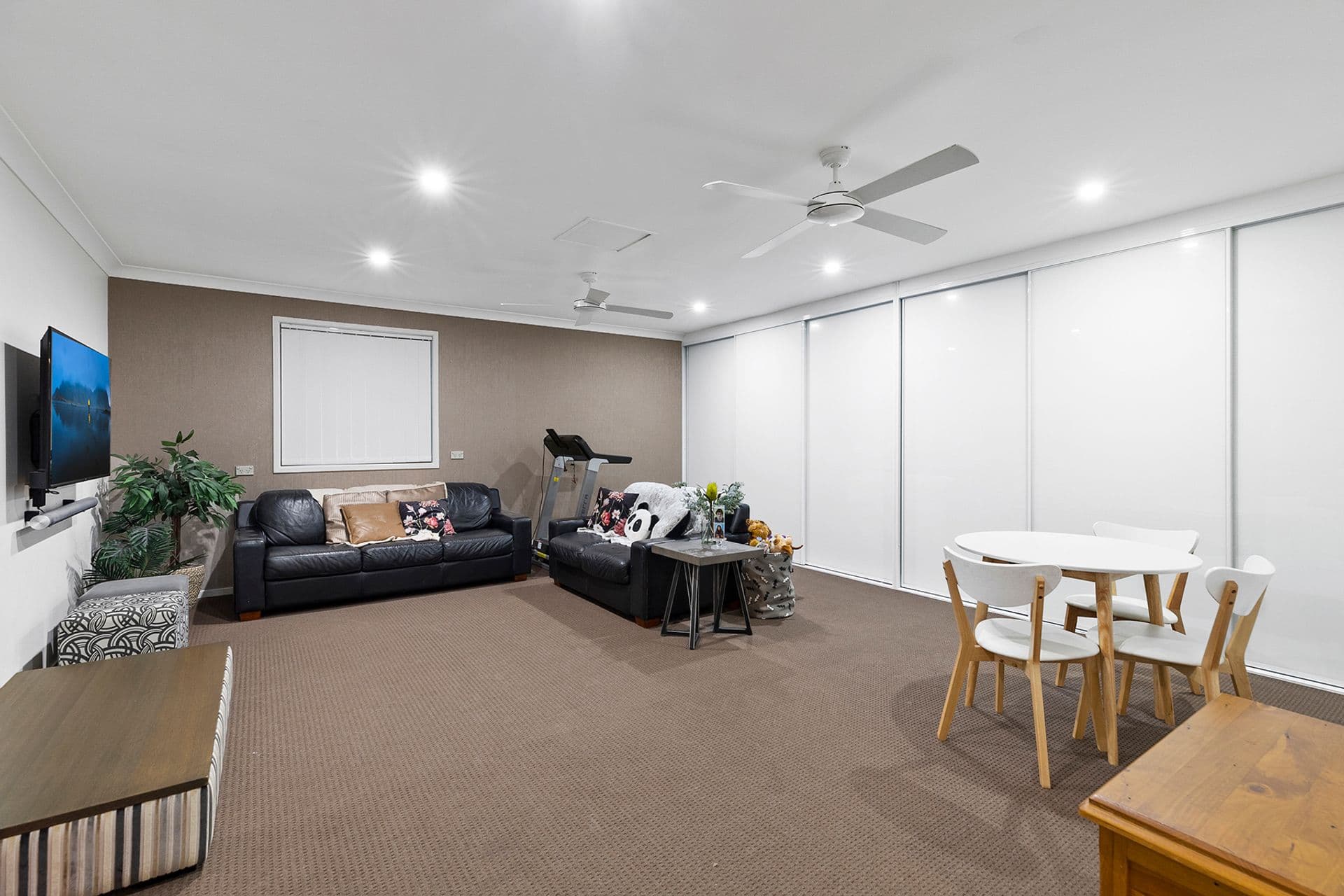 71 Mannow Avenue, West Hoxton, NSW, 2171, West Hoxton - Thumbnail 6