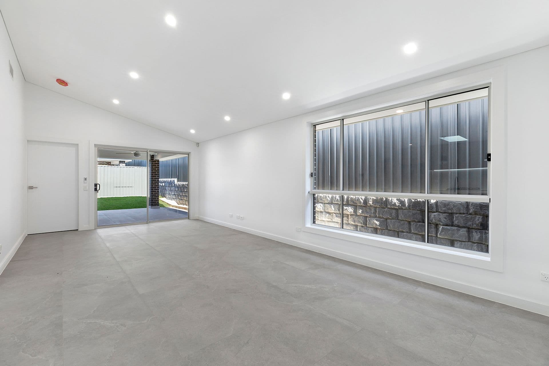 12 Jervis Street, Gregory Hills, NSW, 2557, Gregory Hills - Thumbnail 5