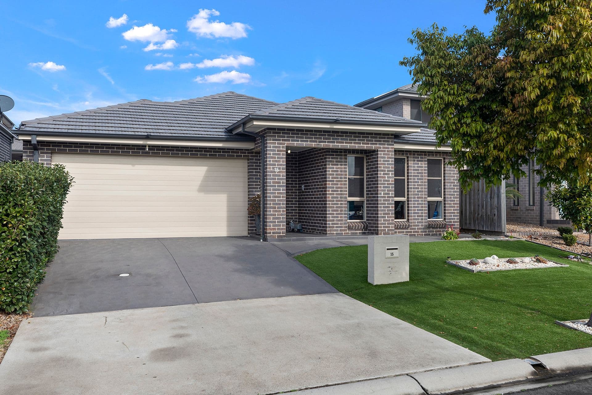 15 Brinsmead Ave, Middleton Grange, NSW, 2171, Middleton Grange - Thumbnail 2