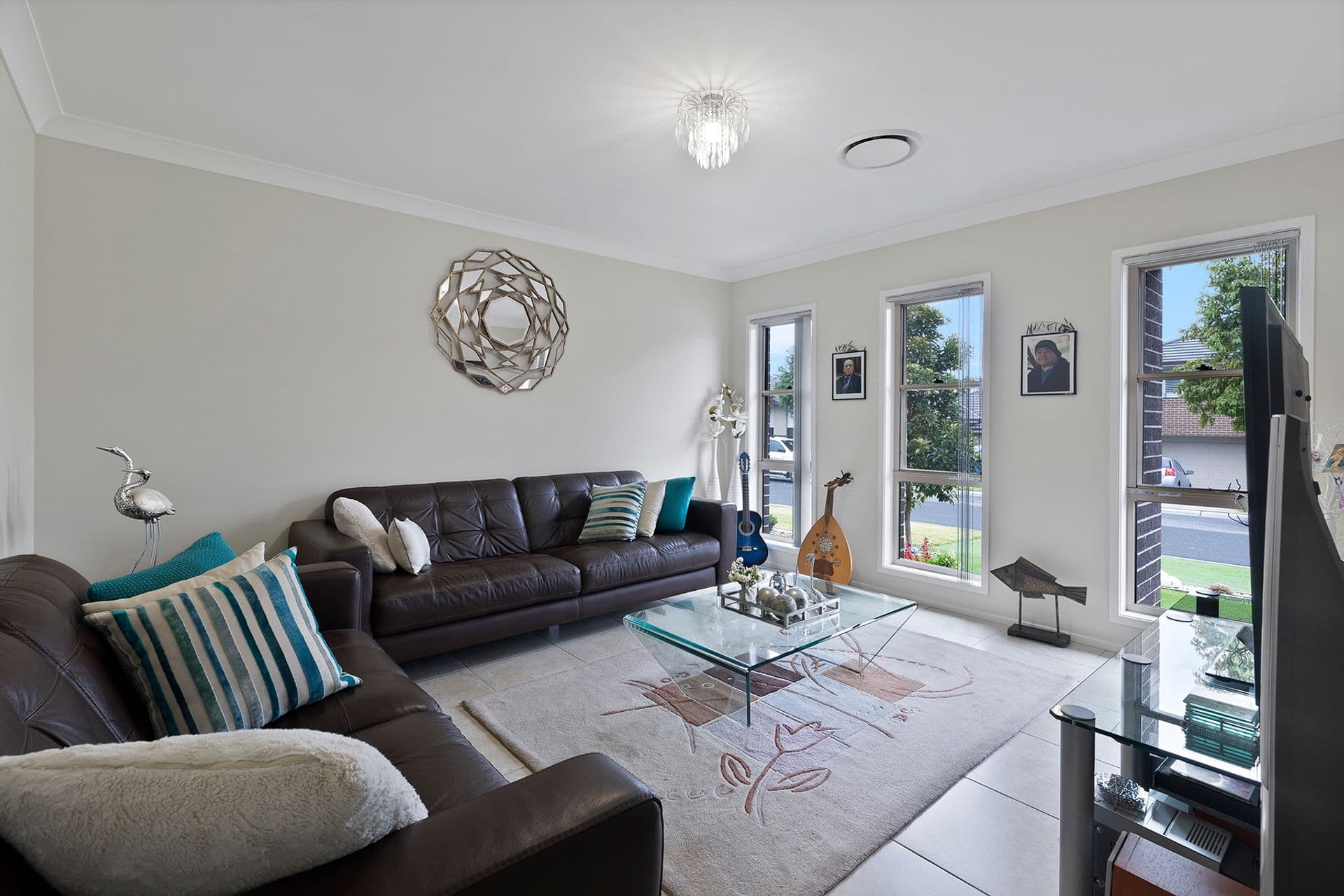 15 Brinsmead Ave, Middleton Grange, NSW, 2171, Middleton Grange - Thumbnail 3