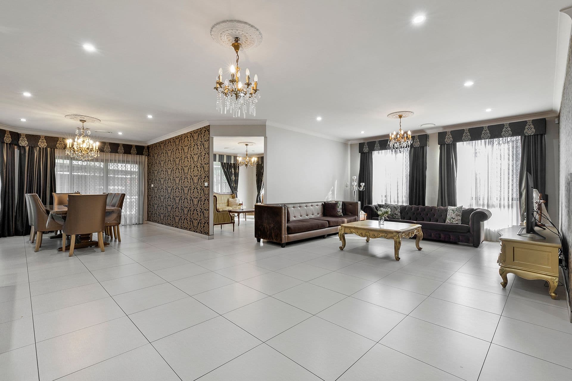 7 Fysh Avenue, Middleton Grange, NSW, 2171, Middleton Grange - Thumbnail 2