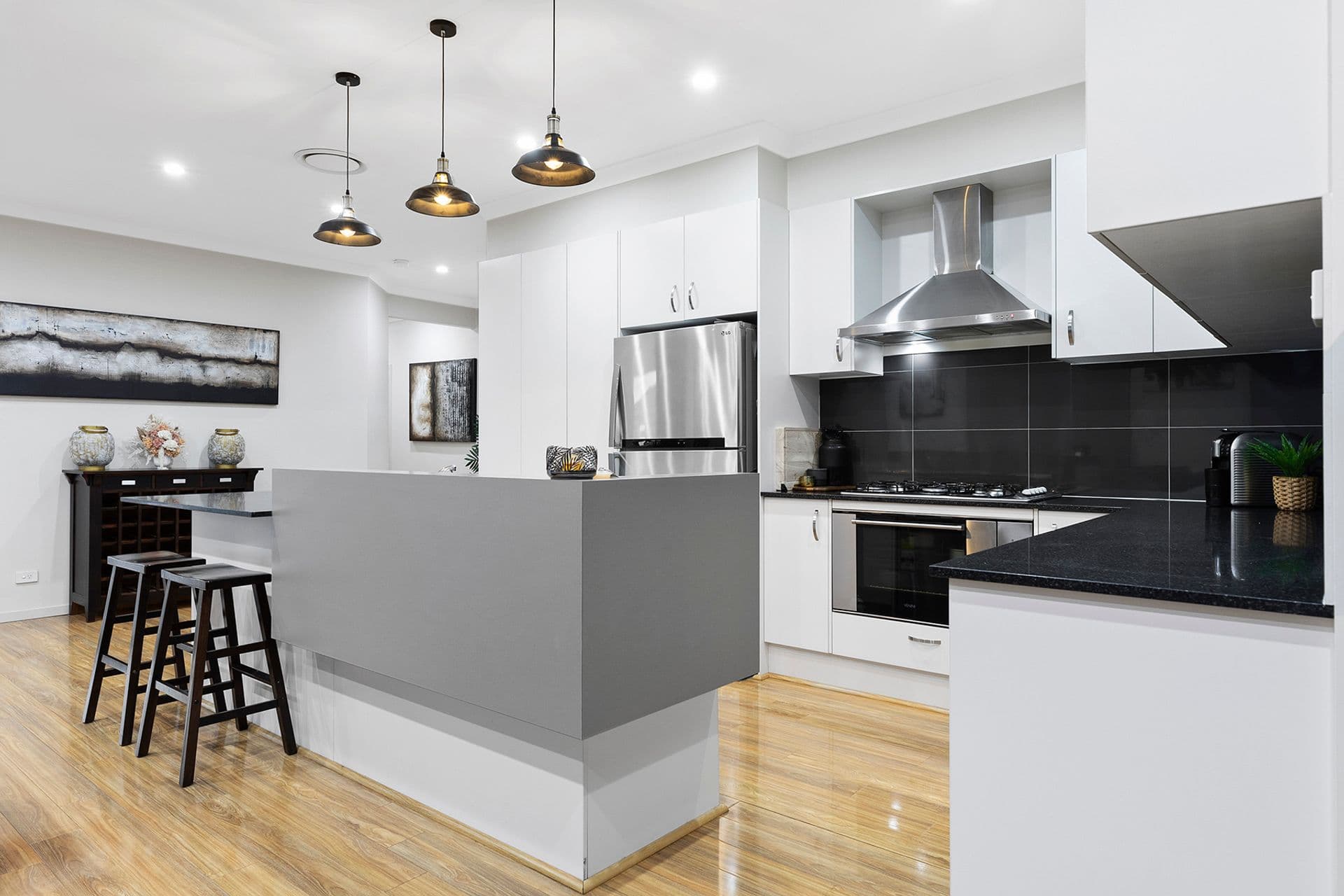 43 Stanley Avenue, Middleton Grange, NSW, 2171, Middleton Grange - Thumbnail 5