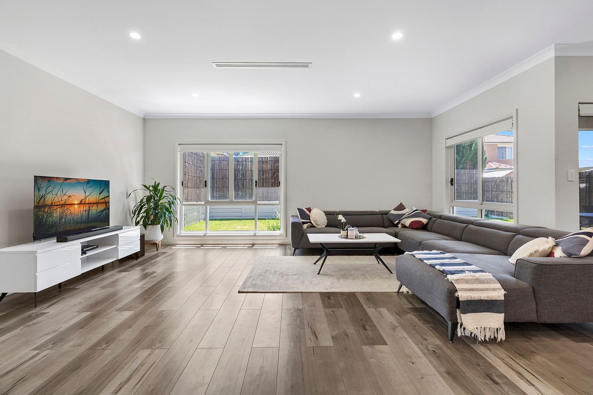 26 Carmichael Drive, West Hoxton, NSW, 2171, West Hoxton - Thumbnail 5
