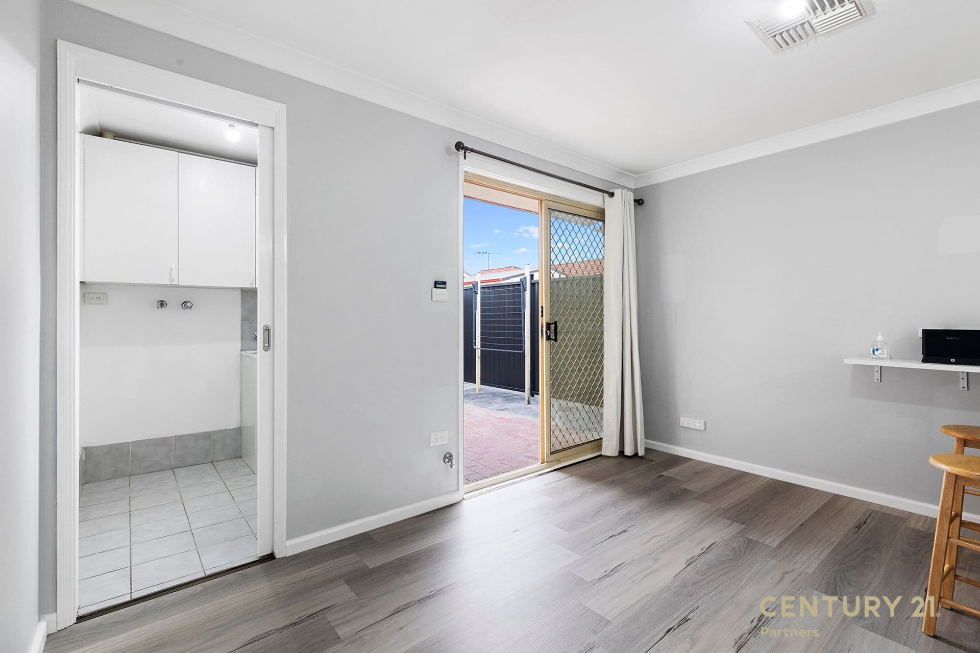 5 Collarenebri Road, Hinchinbrook, NSW, 2168, Hinchinbrook - Thumbnail 4