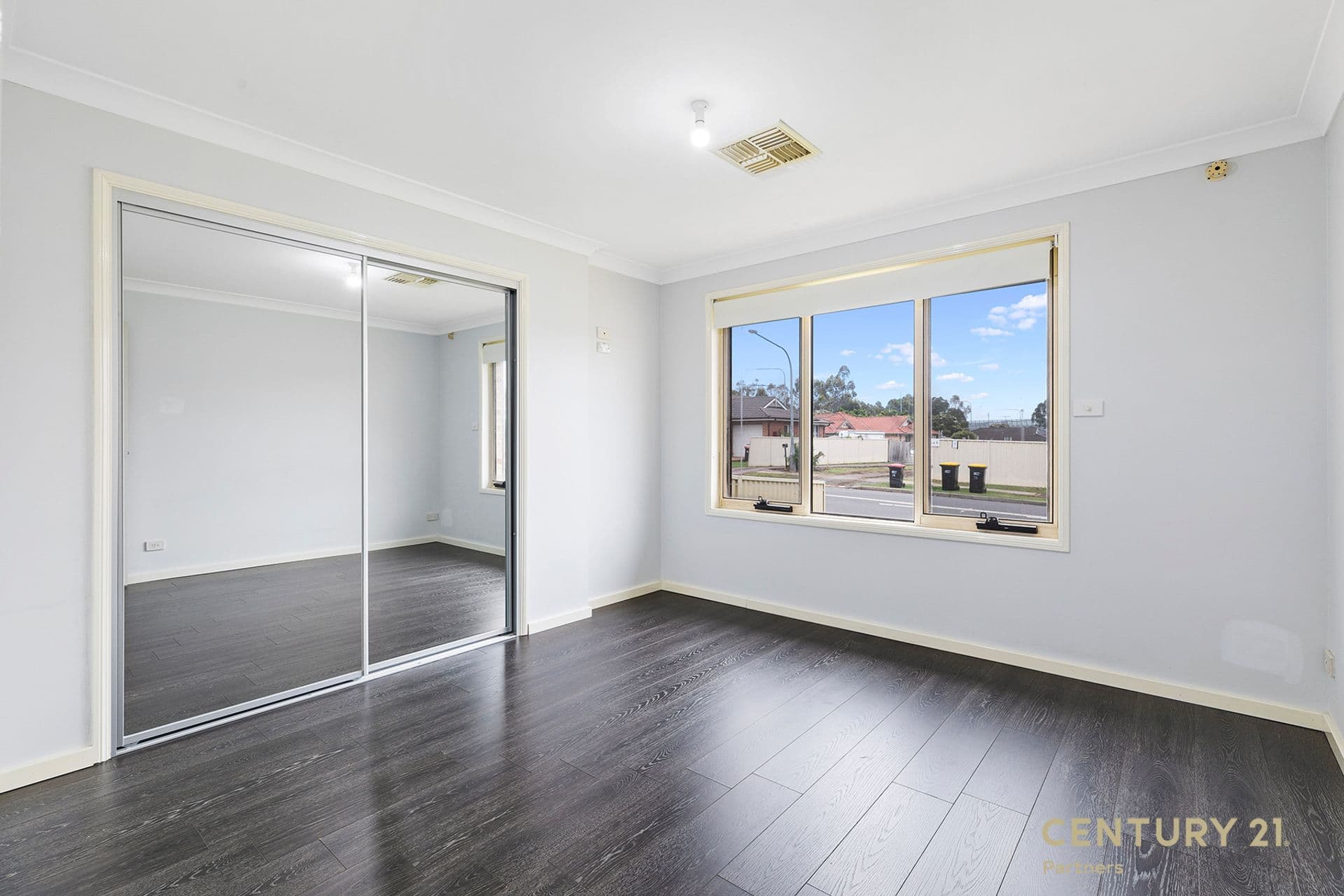5 Collarenebri Road, Hinchinbrook, NSW, 2168, Hinchinbrook - Thumbnail 5