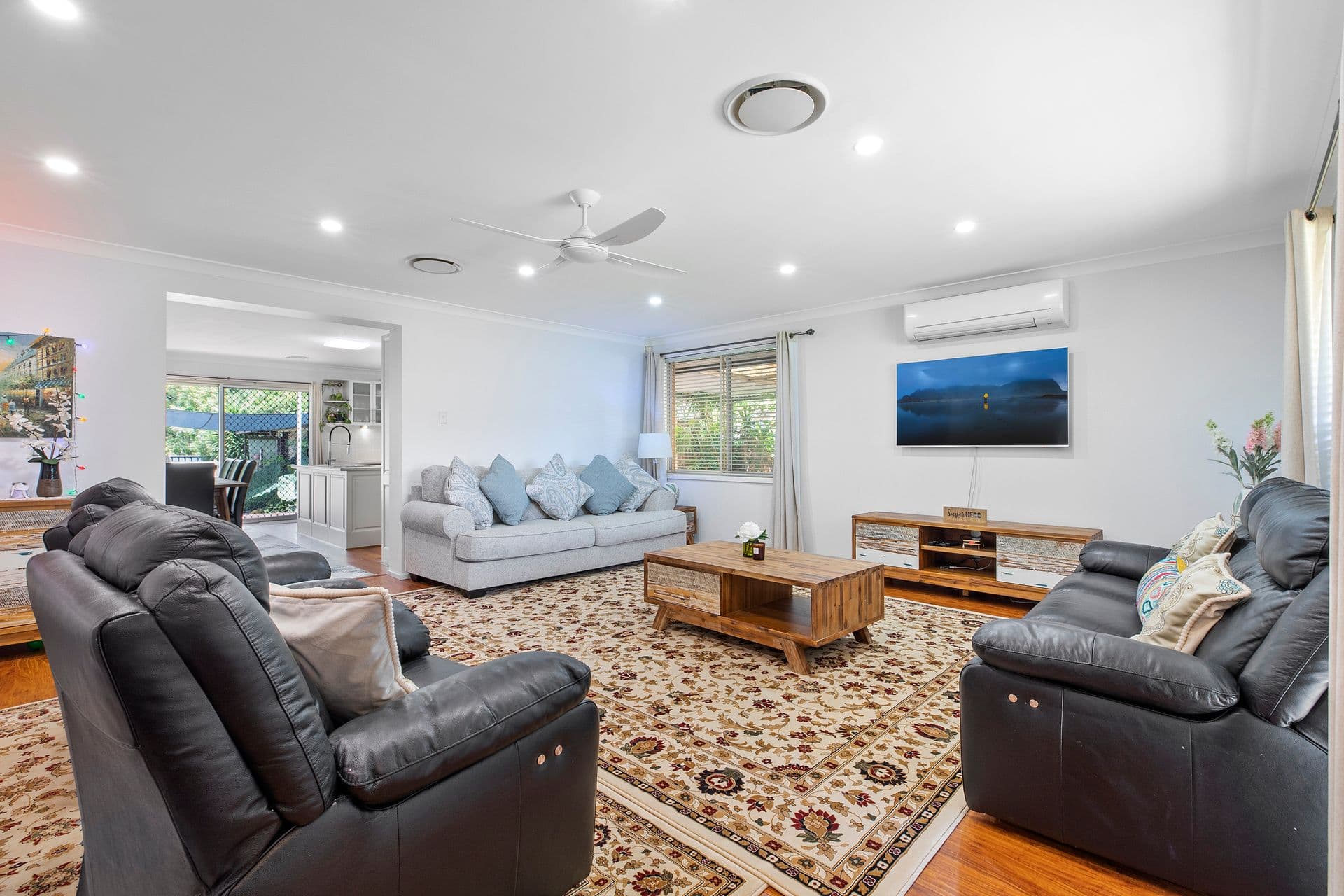 28 Long Reef Crescent, Woodbine, NSW, 2560, Woodbine - Thumbnail 3
