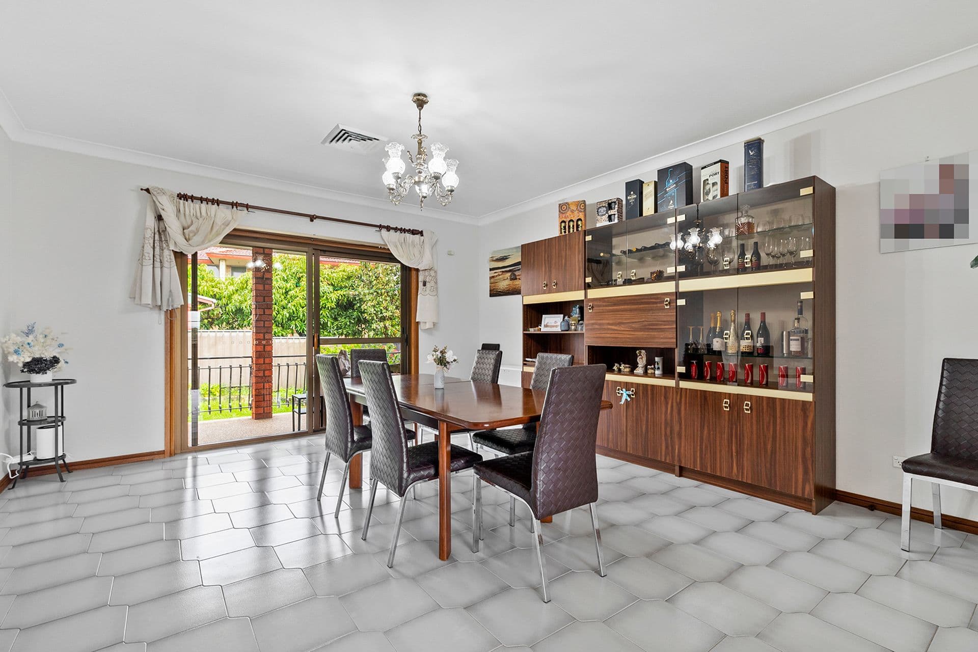 31 Zadro Avenue, Bossley Park, NSW, 2176, Bossley Park - Thumbnail 4