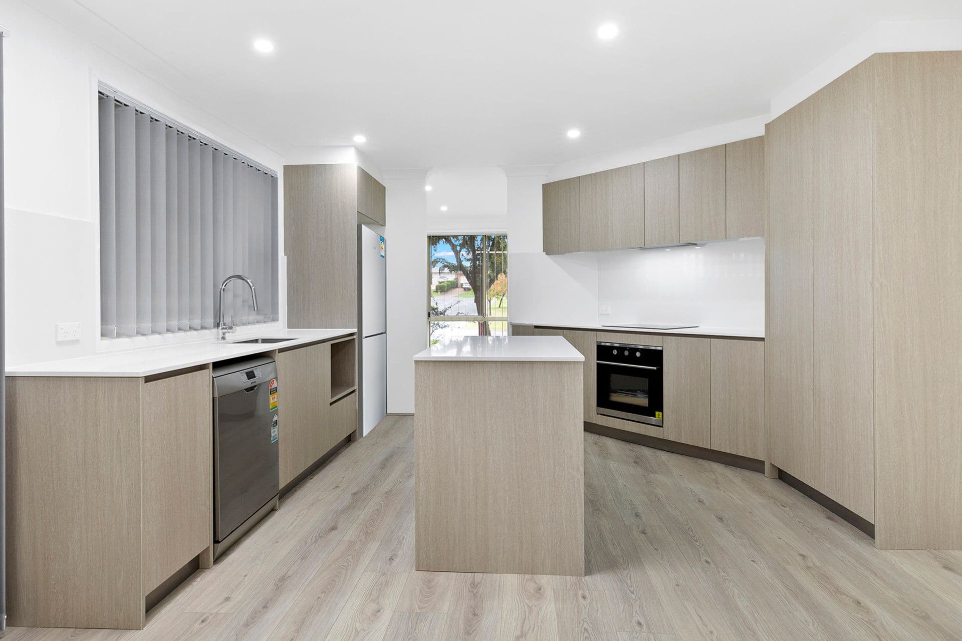 35 Sirius Circuit, Narellan, NSW, 2567, Narellan - Thumbnail 5
