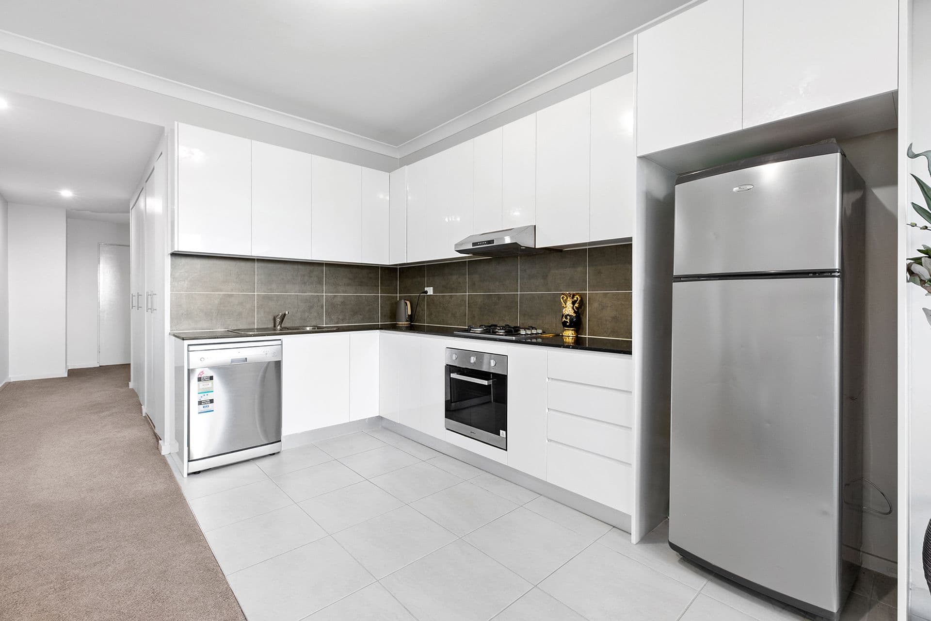 58/17-21 The Crescent, Fairfield, NSW, 2165, Fairfield - Thumbnail 2