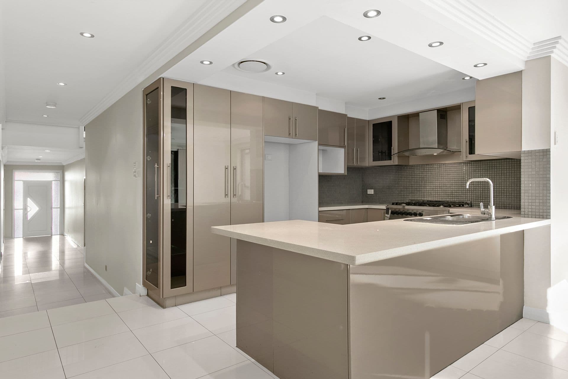 4 Pontville Close, West Hoxton, NSW, 2171, West Hoxton - Thumbnail 4