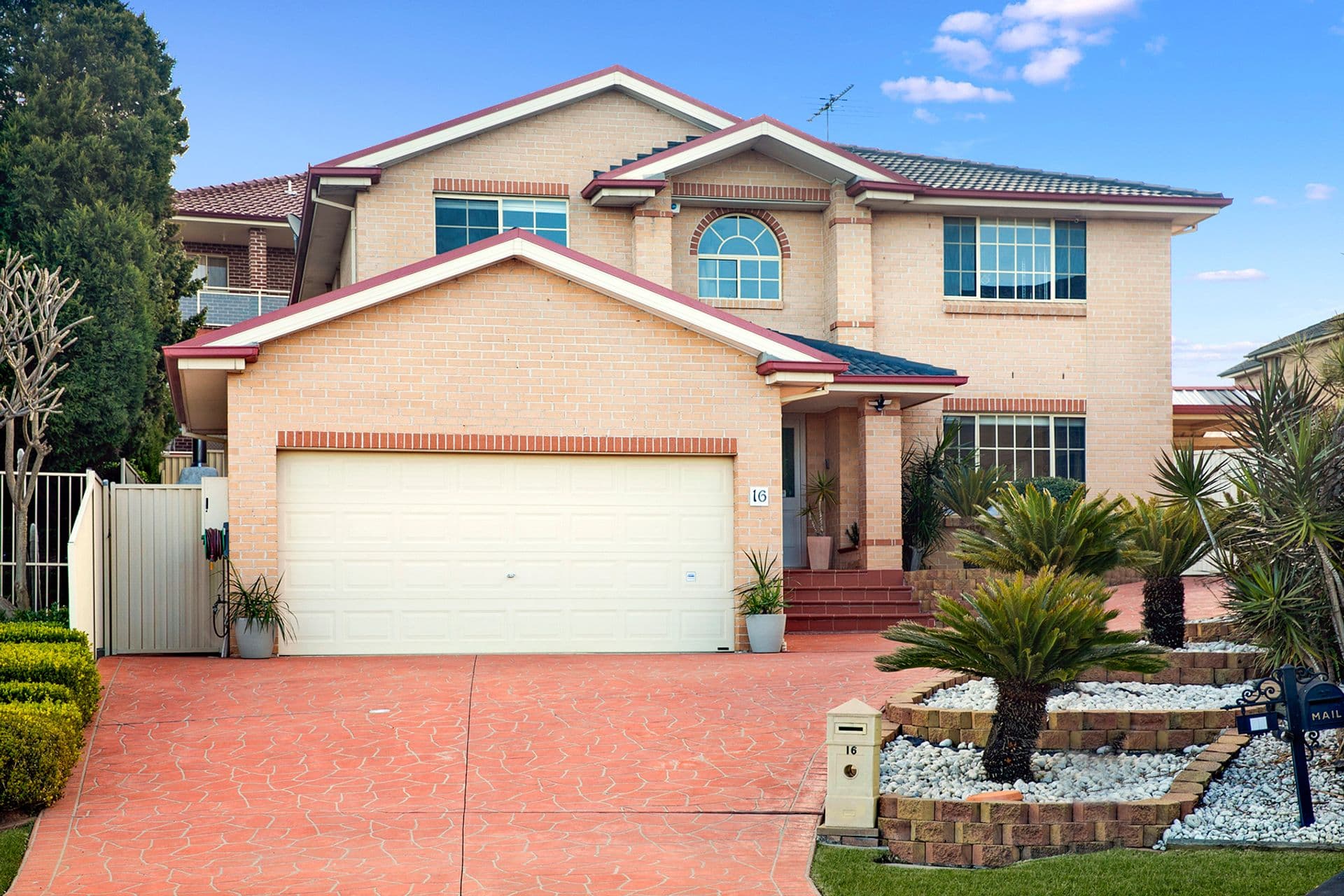 16 Snell Place, West Hoxton, NSW, 2171, West Hoxton - Image 1