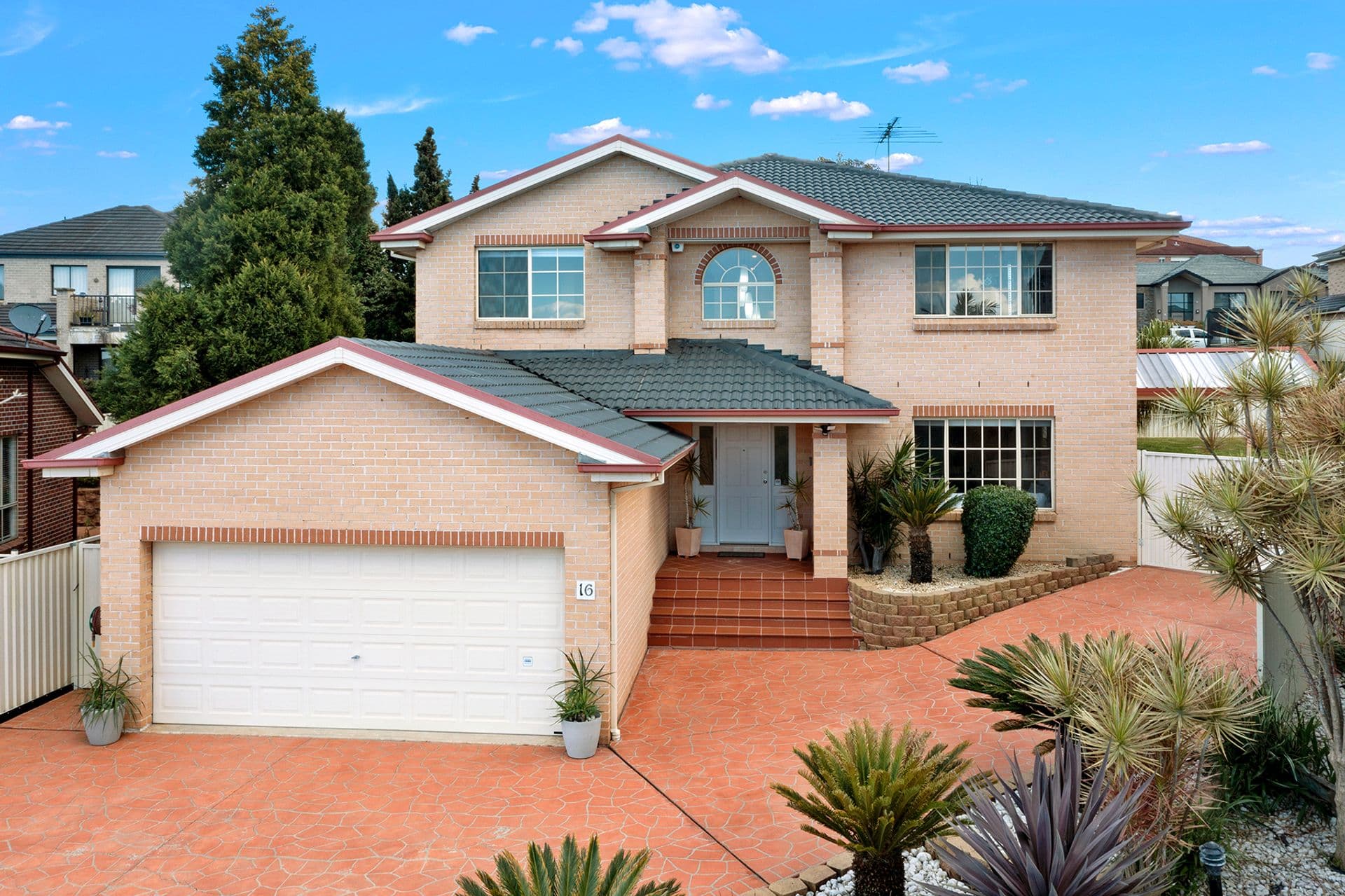 16 Snell Place, West Hoxton, NSW, 2171, West Hoxton - Thumbnail 2