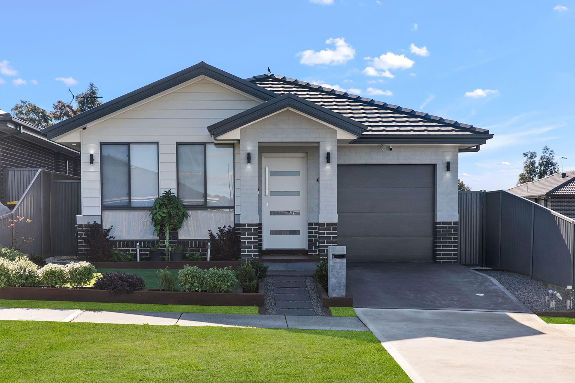 49 Mciver Avenue, Middleton Grange, NSW, 2171, Middleton Grange - Thumbnail 2