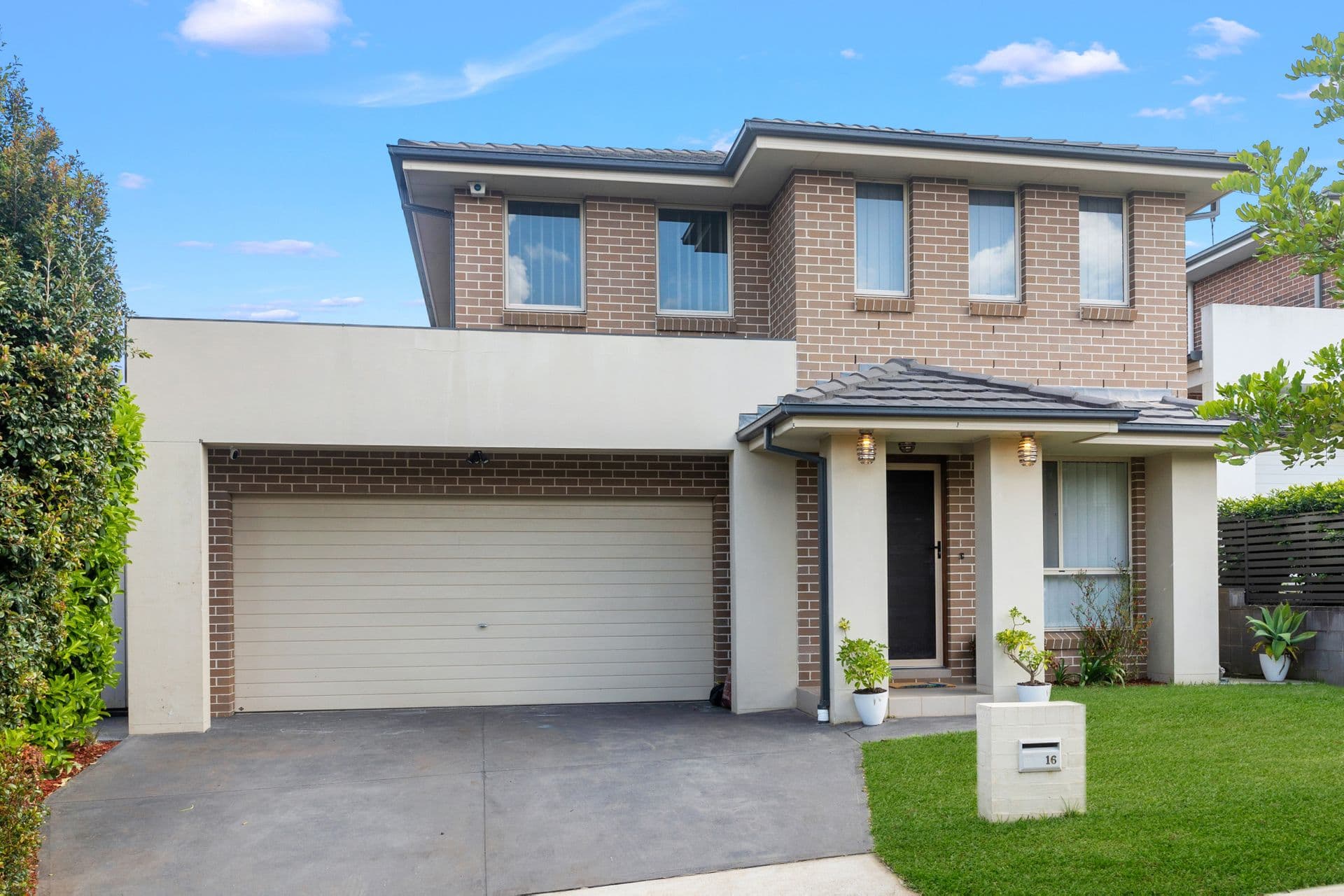16 Thomas Hassall Avenue, Middleton Grange, NSW, 2171, Middleton Grange - Thumbnail 2
