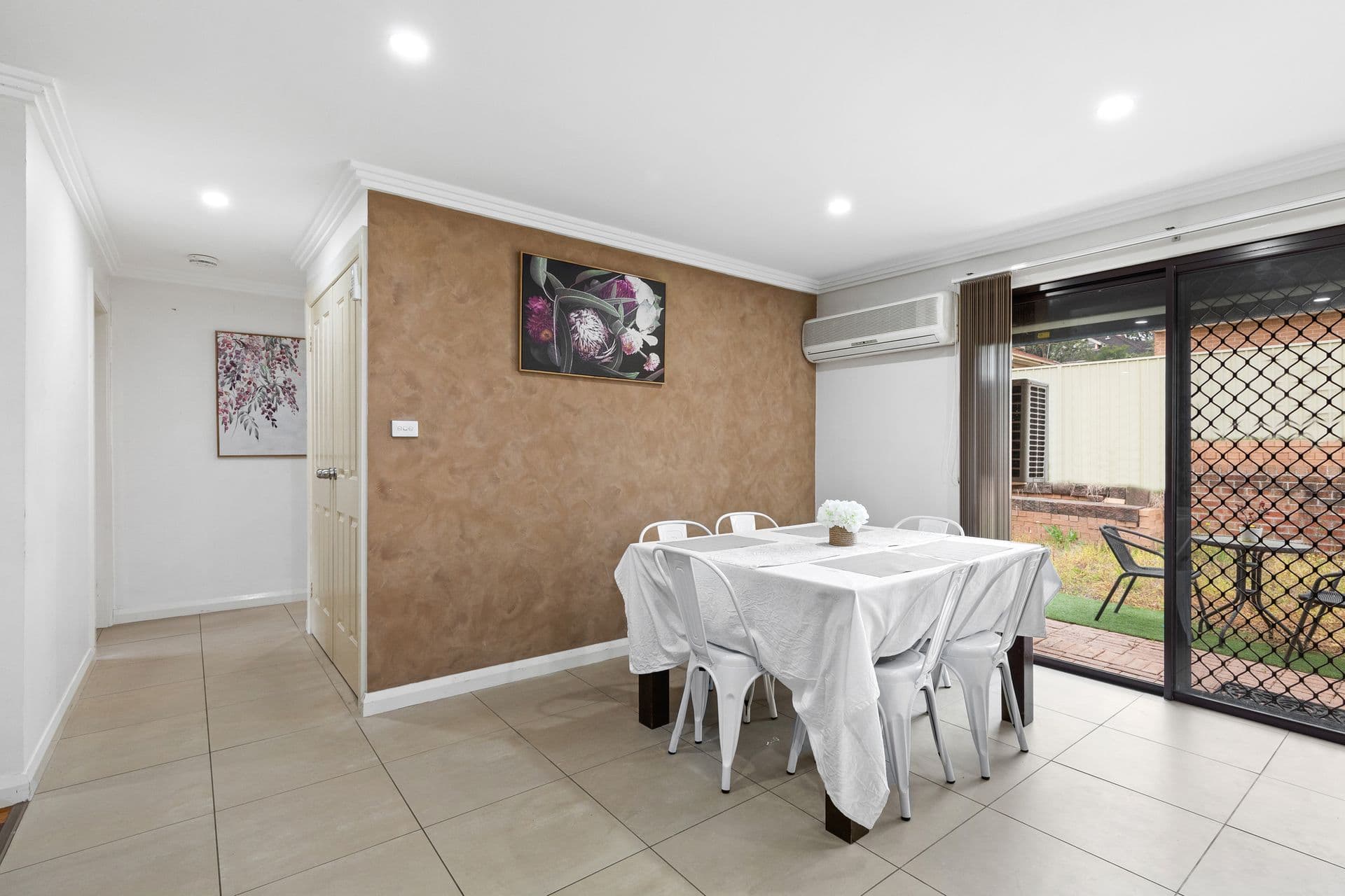15 Kinghorne Road, Bonnyrigg Heights, NSW, 2177, Bonnyrigg Heights - Thumbnail 5