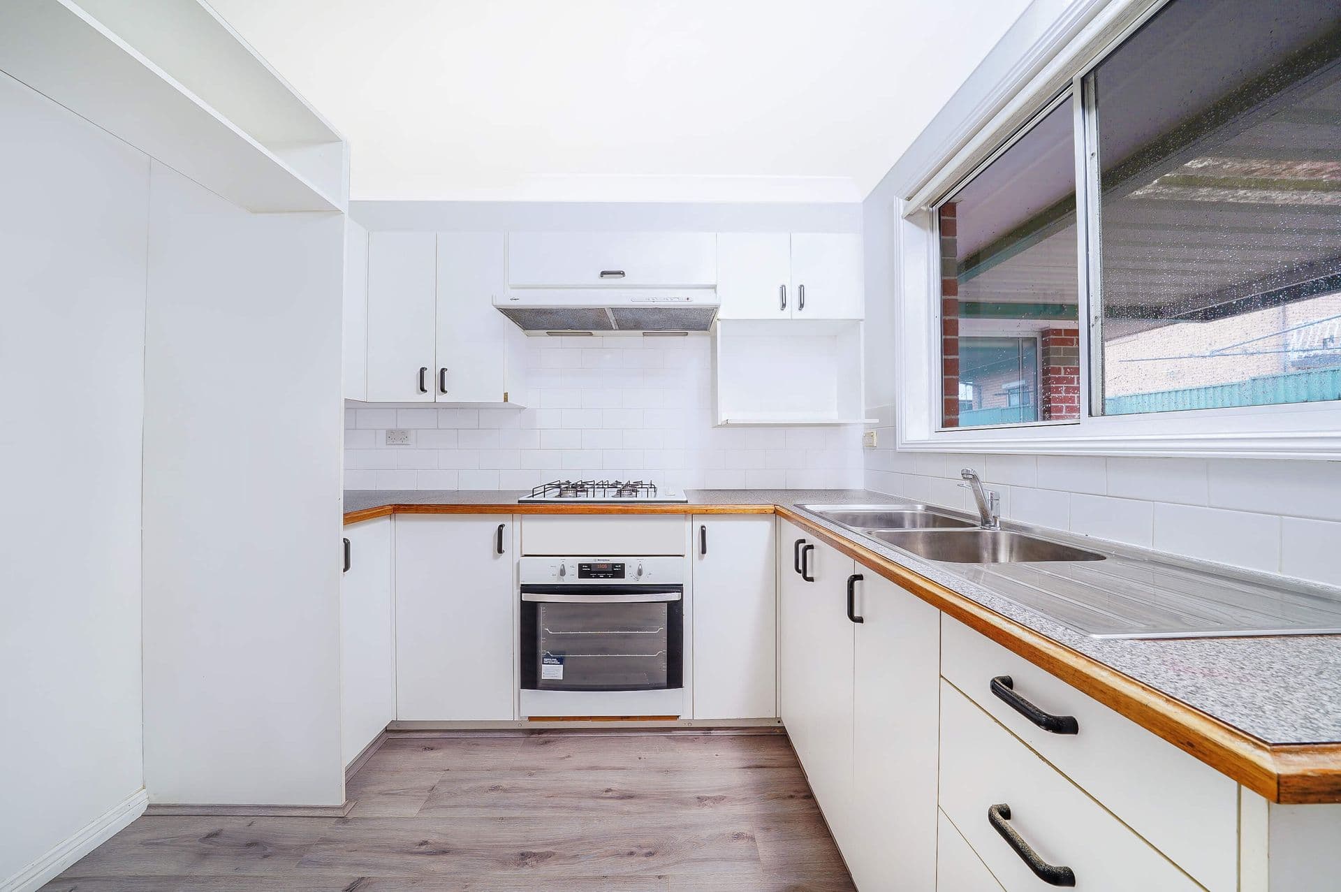 14 Tamworth Crescent, Hoxton Park, NSW, 2171, Hoxton Park - Thumbnail 4